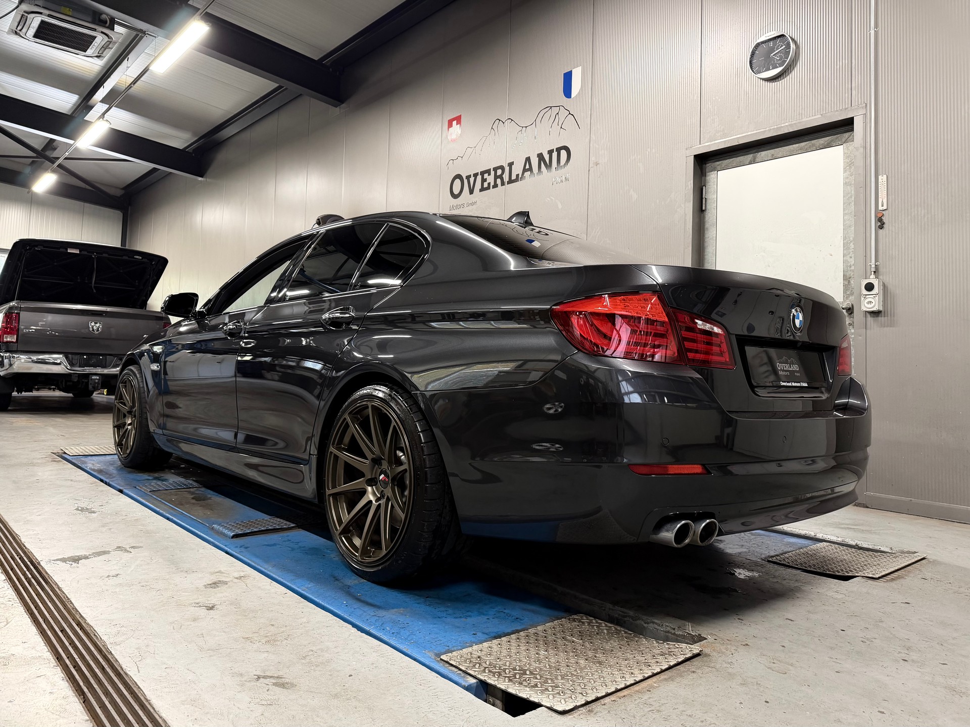 BMW 530d xDrive Steptronic-image-2