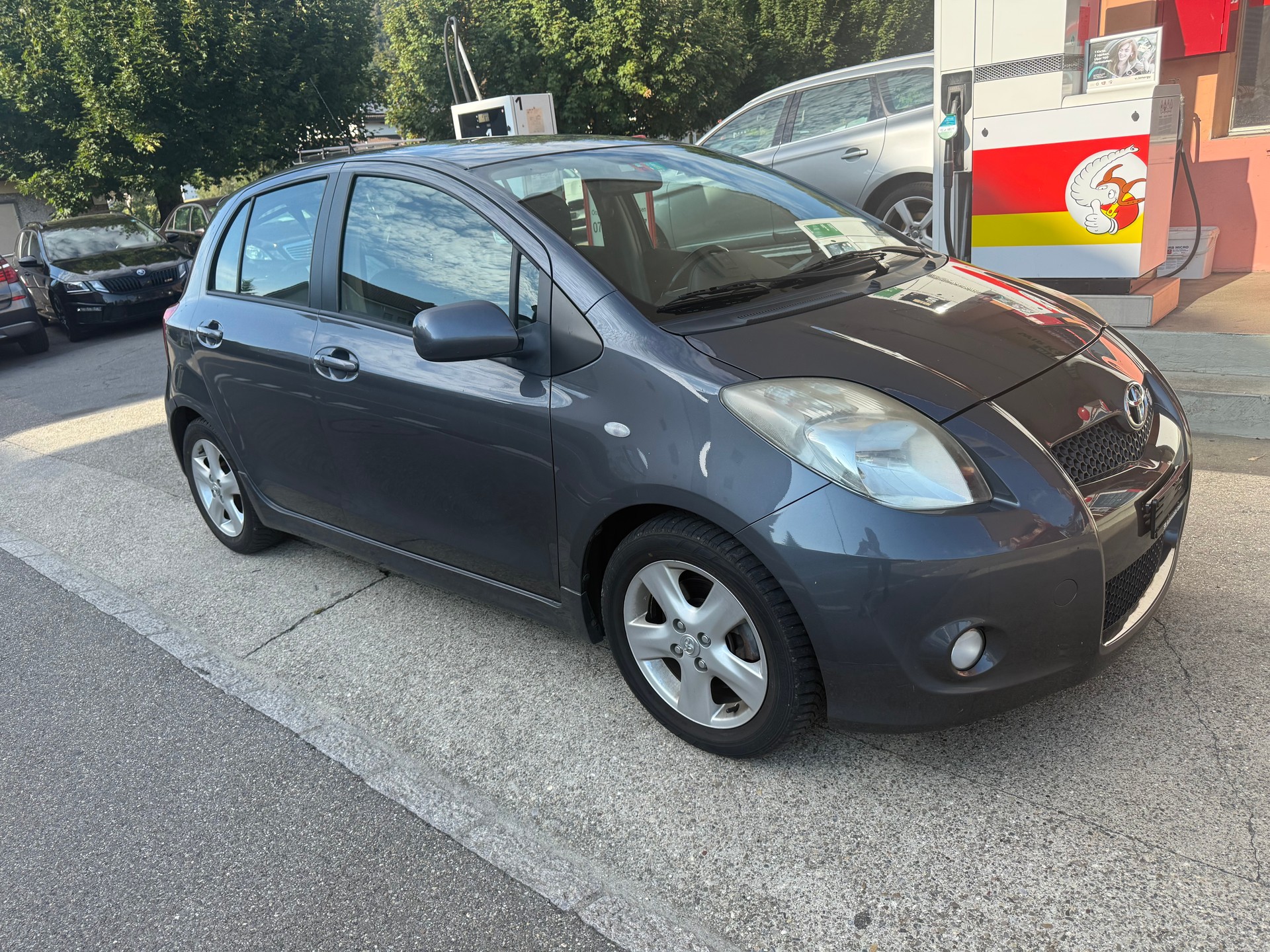TOYOTA Yaris 1.8 TS-image-2