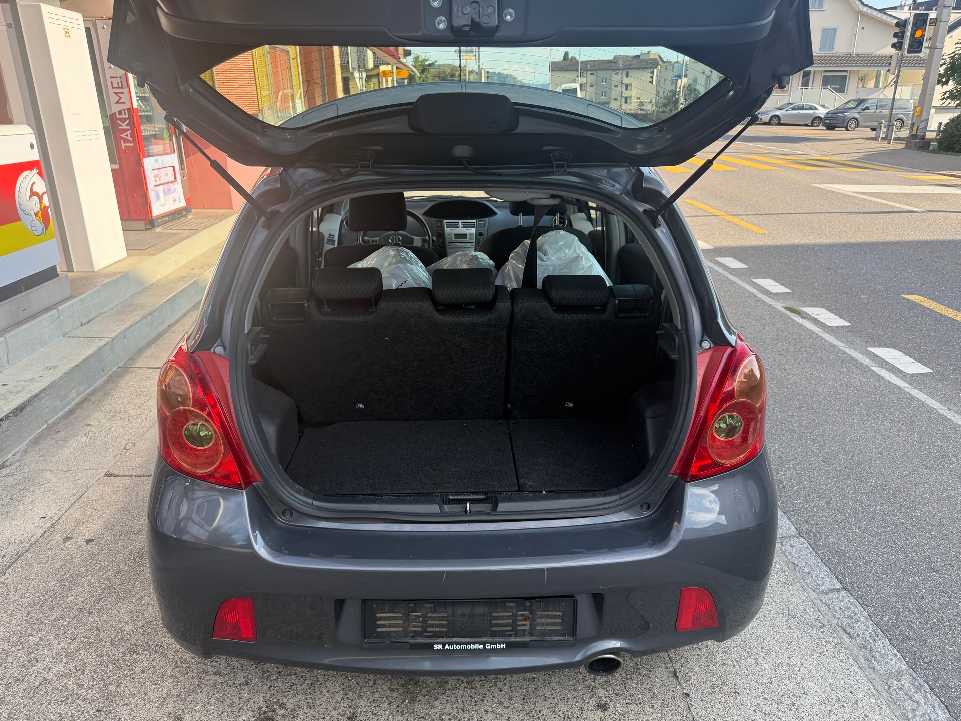 TOYOTA Yaris 1.8 TS-image-6