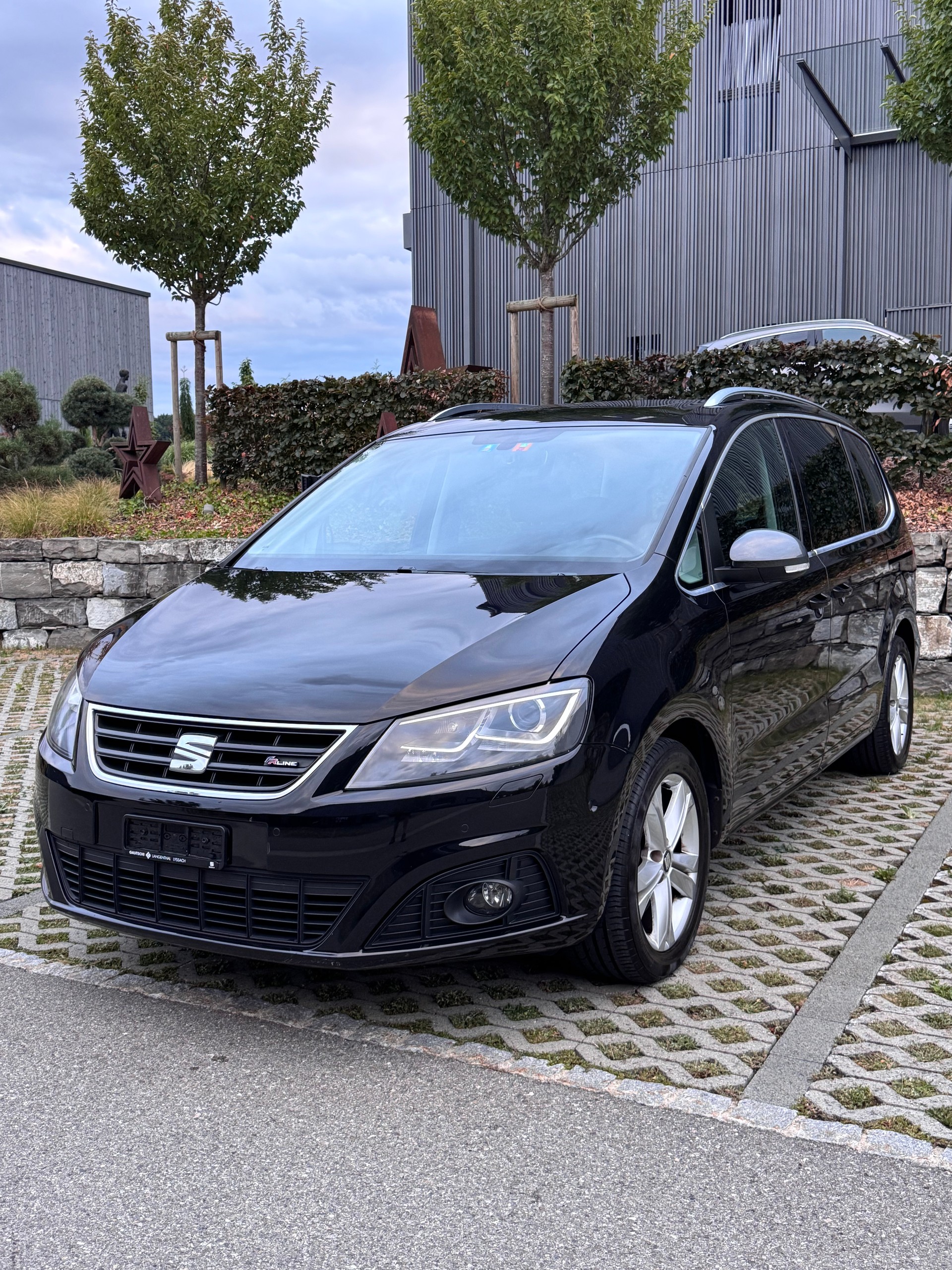 SEAT Alhambra 2.0 TDI FR Line-image-2