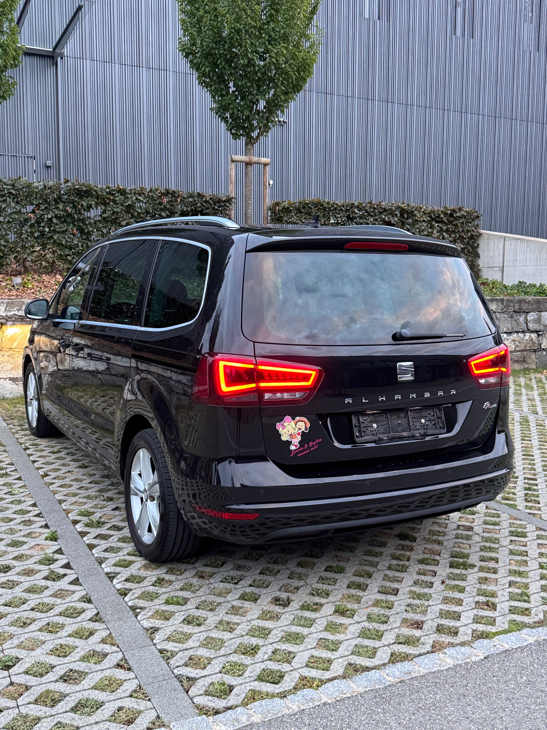 SEAT Alhambra 2.0 TDI FR Line-image-13