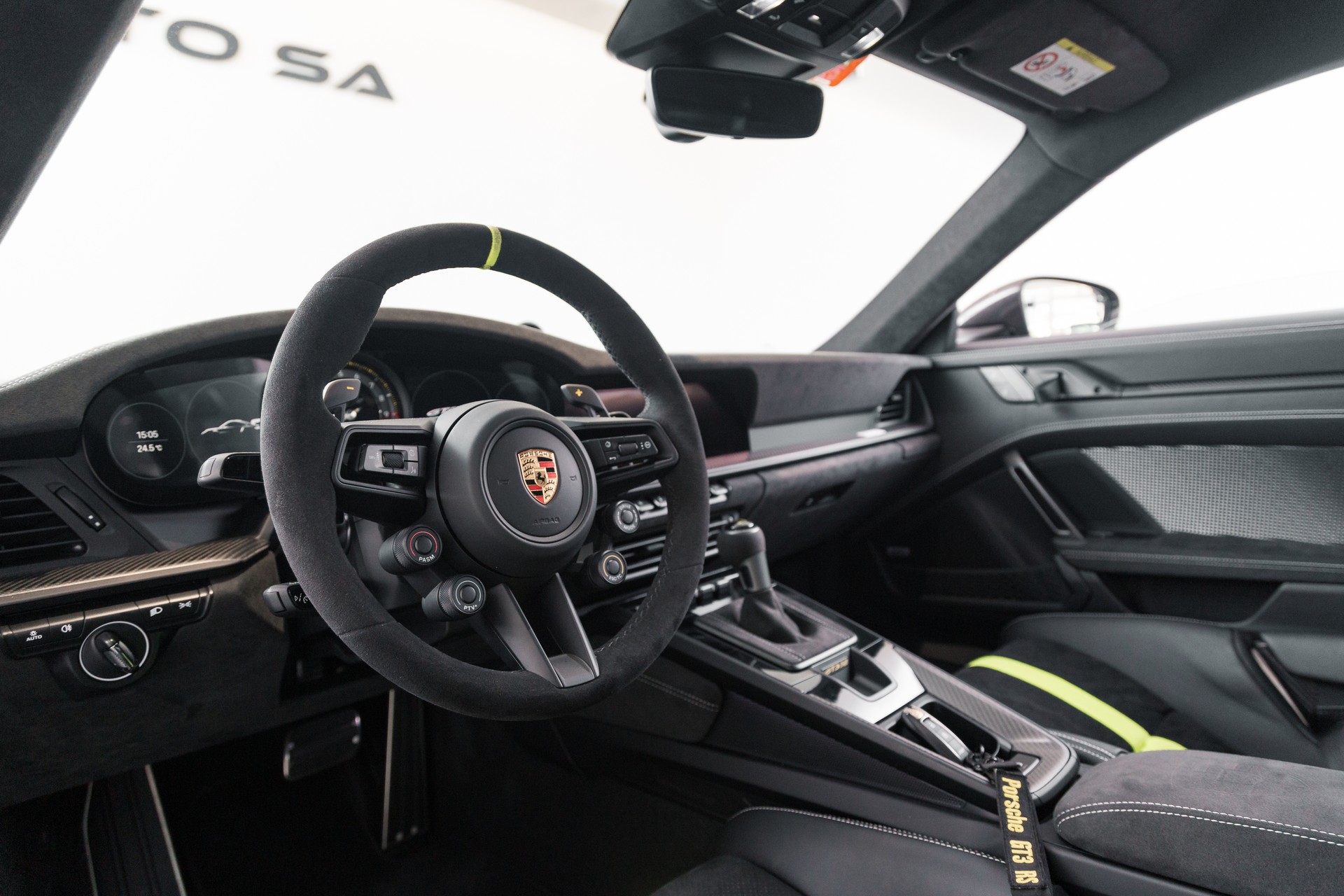 PORSCHE 911 GT3 RS Weissach-image-11