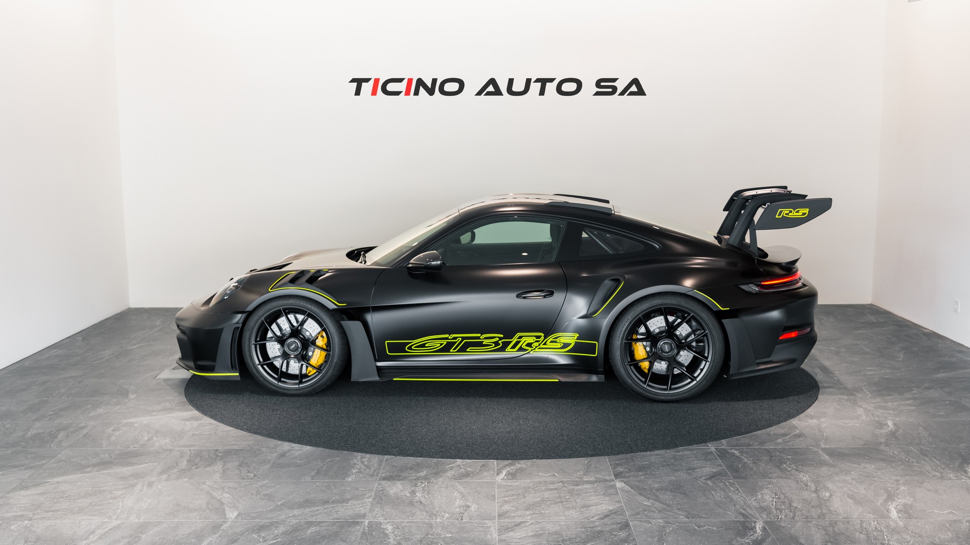 PORSCHE 911 GT3 RS Weissach-image-9