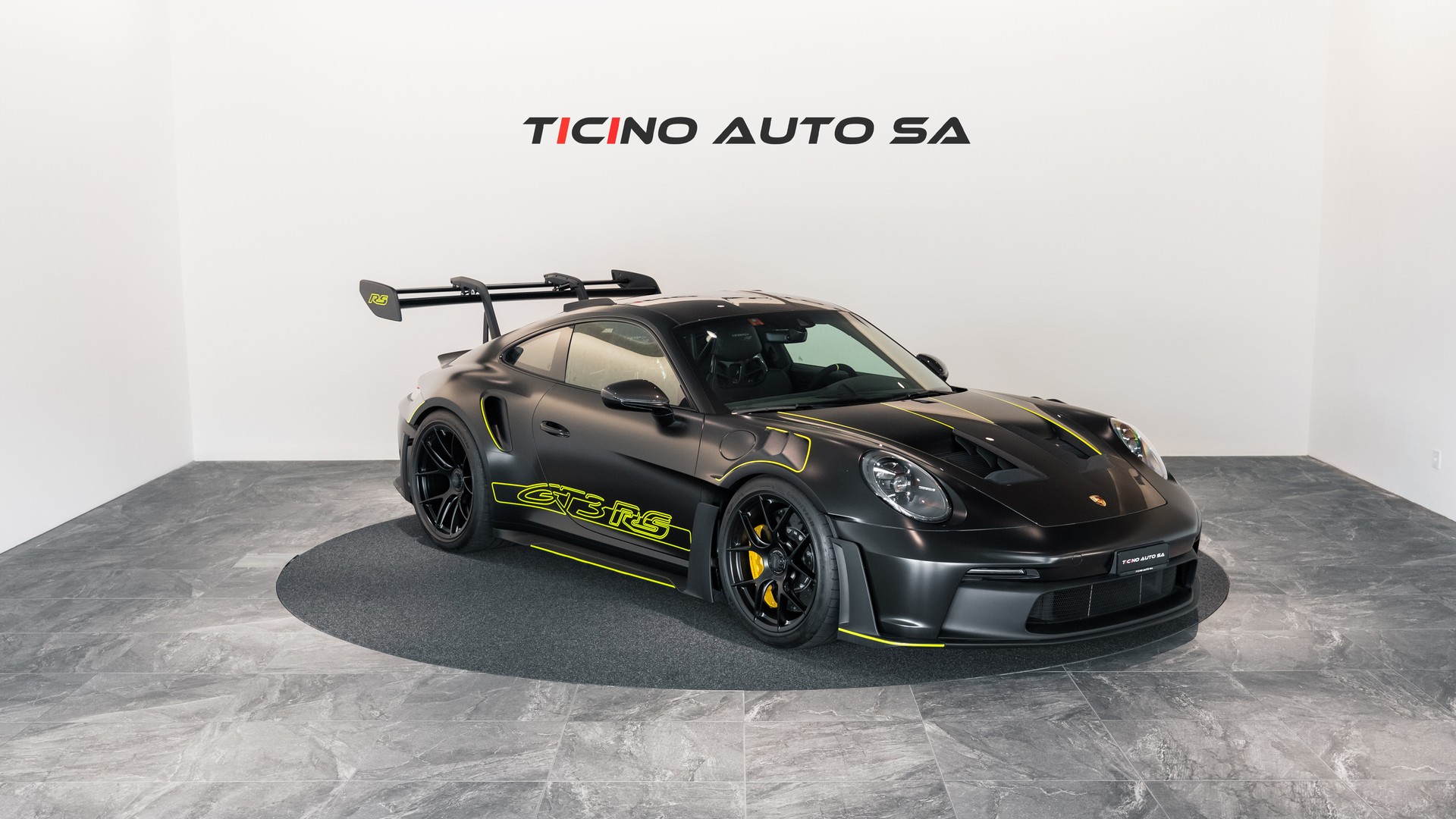 PORSCHE 911 GT3 RS Weissach-image-0