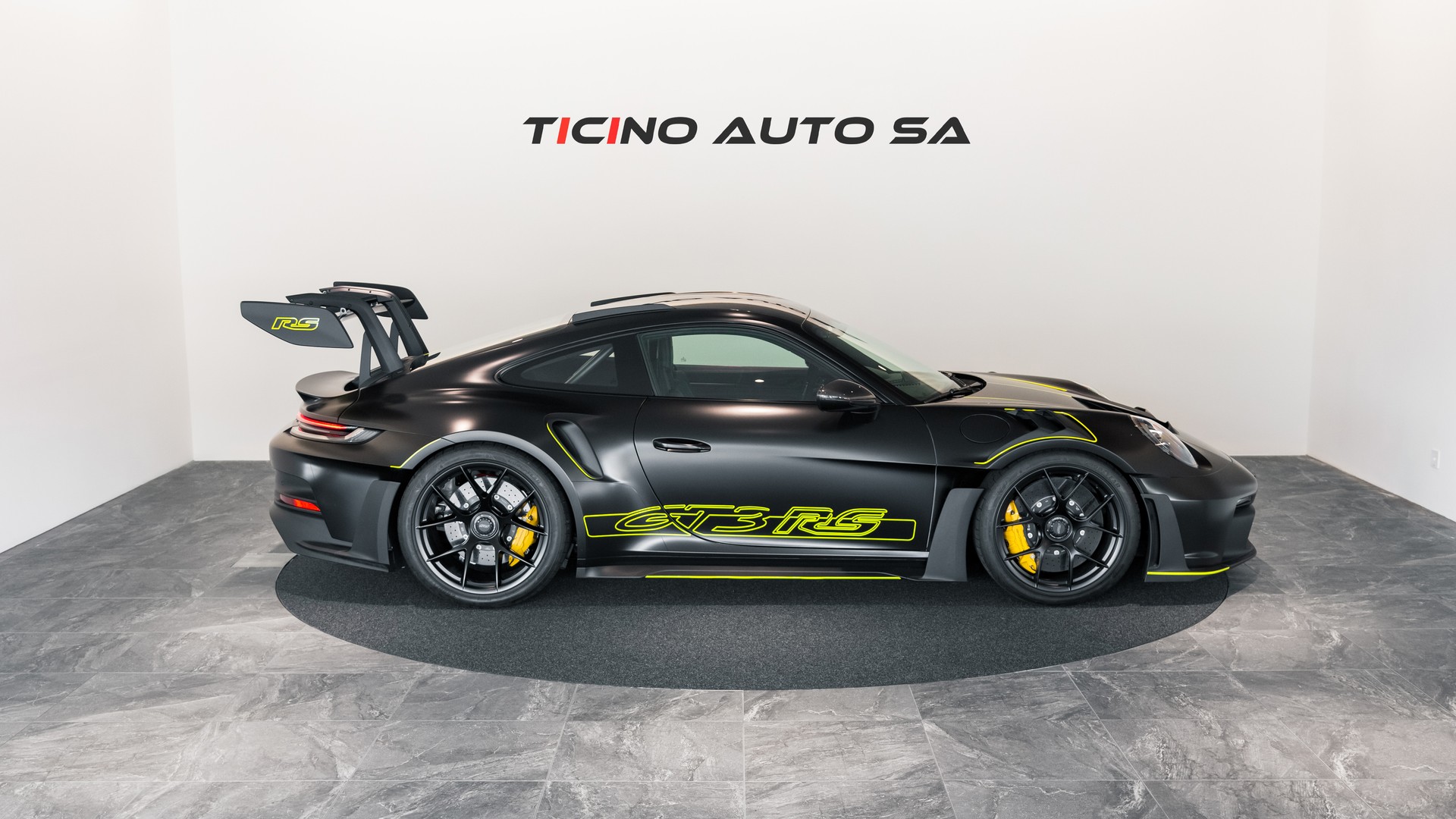 PORSCHE 911 GT3 RS Weissach-image-10