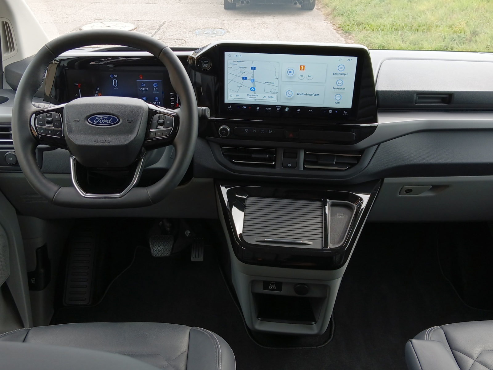 FORD Tourneo Custom Bus 320 L1 2.0 EcoBlue 170 Titanium 4x4-image-6