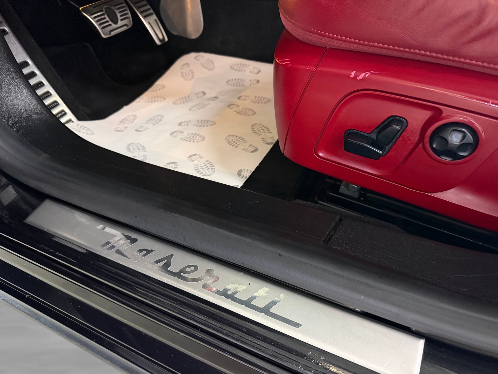 MASERATI Ghibli S Q4 3.0 V6 Automatica | Ab MFK 02.2026 | Schiebedach | Bowers & Wilkins | RF-Kamera-image-14