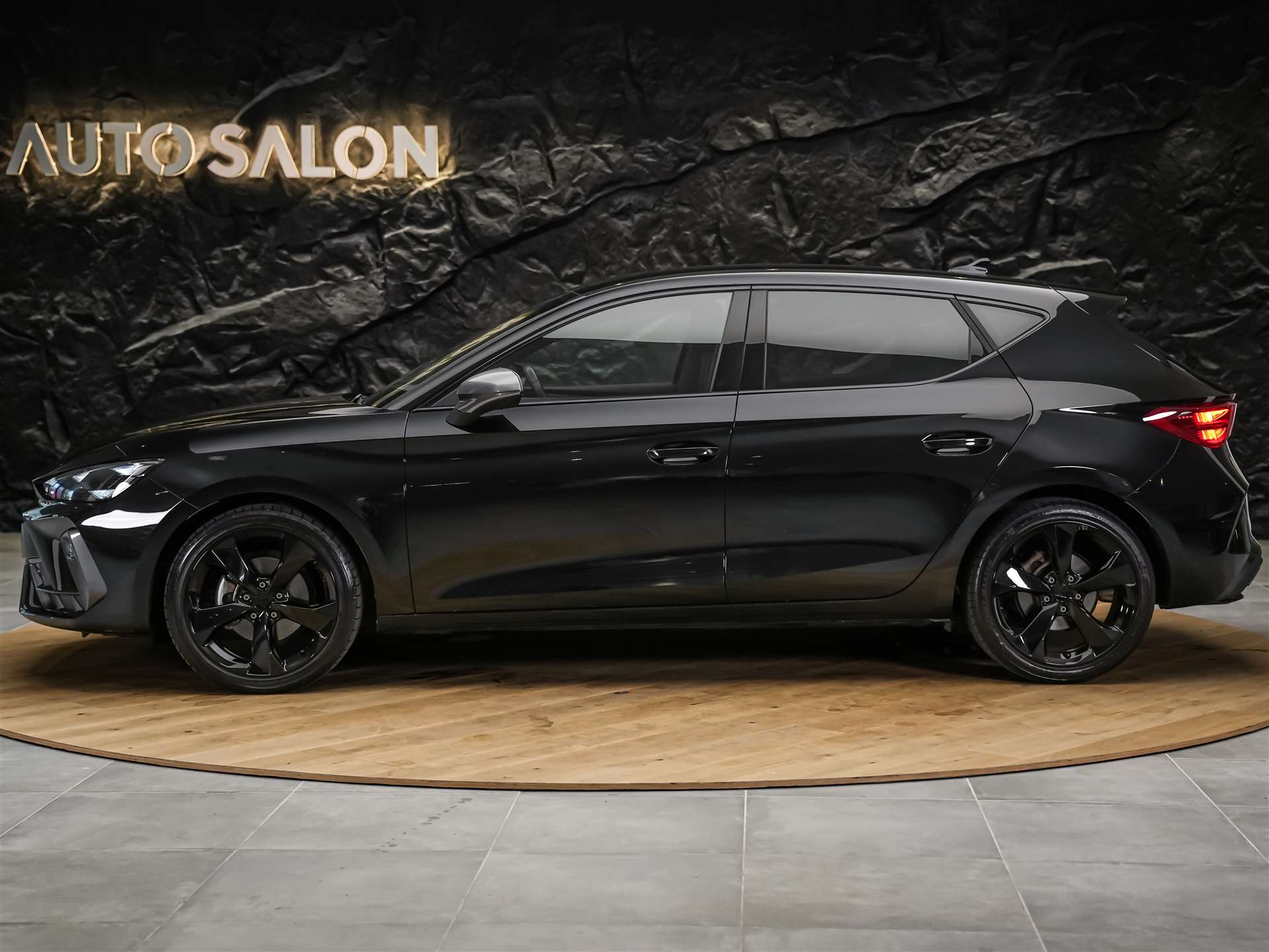 CUPRA LEON 2.0 TDI DSG *NEUES MODELL*Werksgarantie*Matrix LED*Lenkradheizung*Assistenten*-showroom-element-2