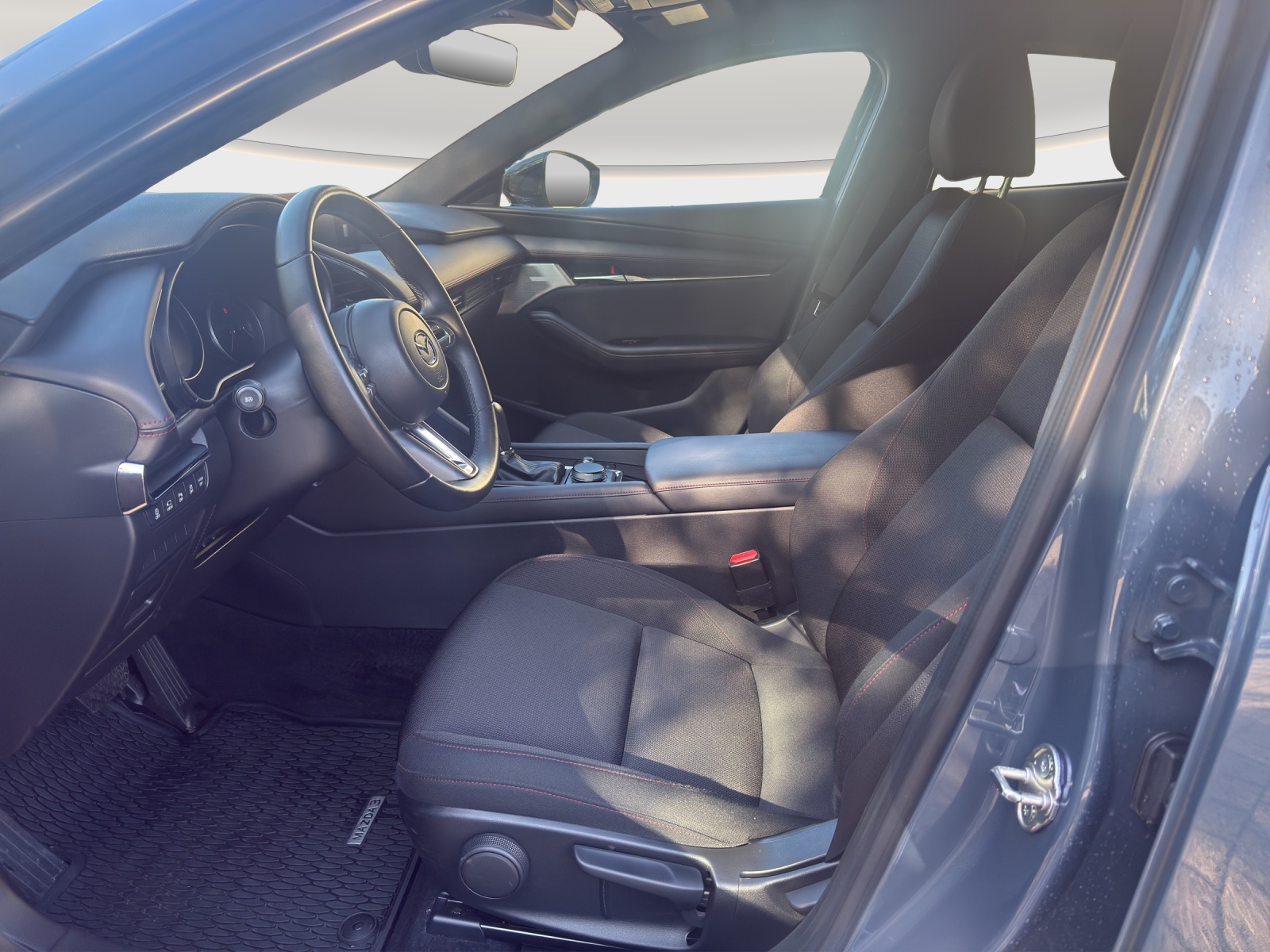 MAZDA 3 Hatchback 2.0 186 Homura-image-10