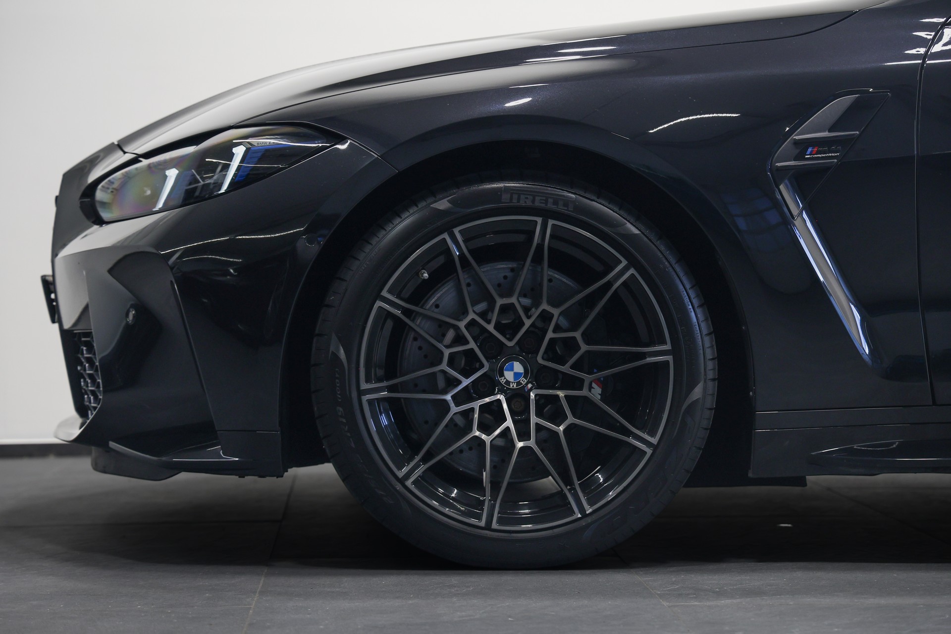 BMW M4 Coupé Competition M xDrive LCI *530 PS*BMW Werksgarantie bis 07.2027*-image-11