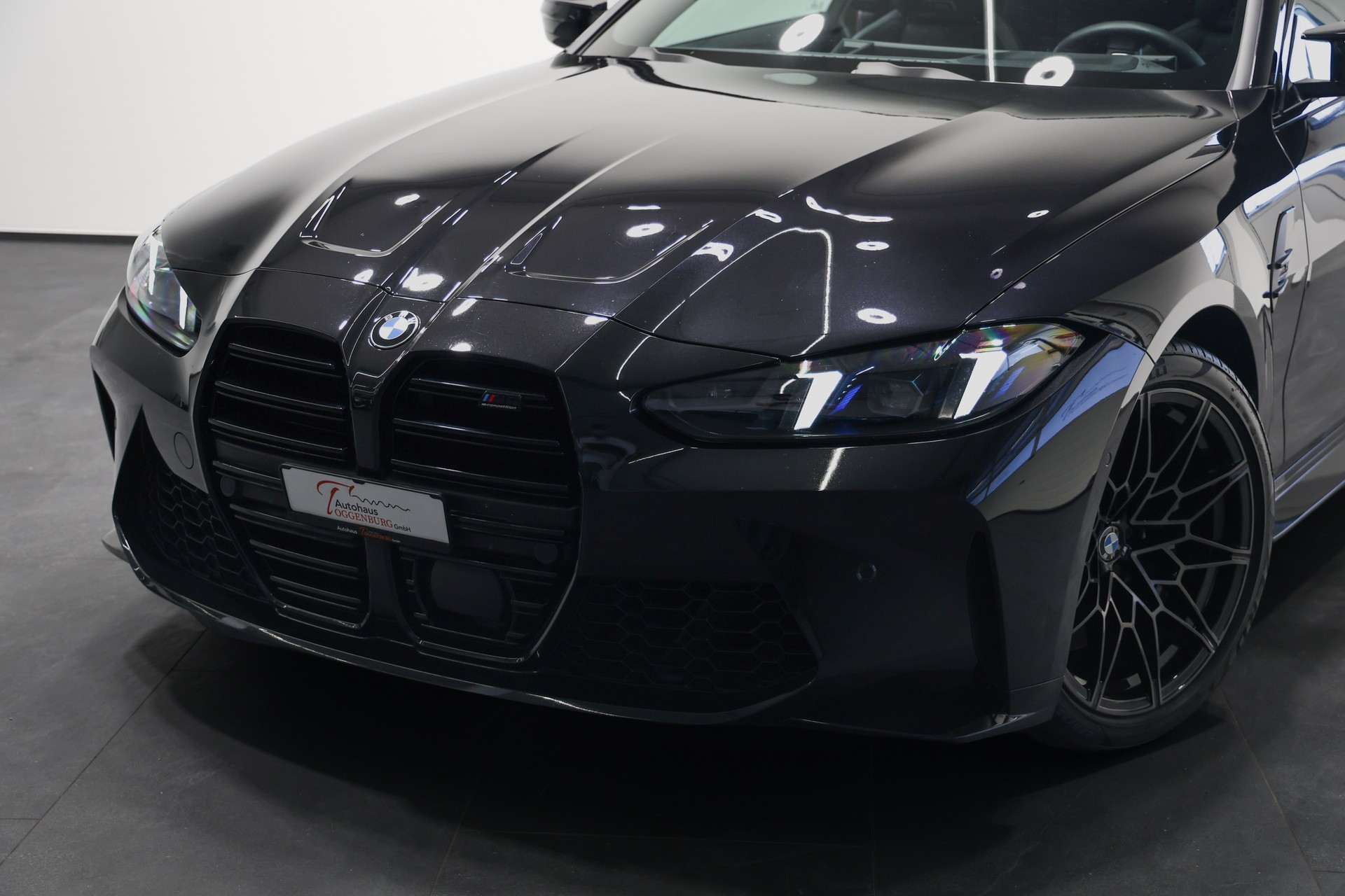 BMW M4 Coupé Competition M xDrive LCI *530 PS*BMW Werksgarantie bis 07.2027*-image-7