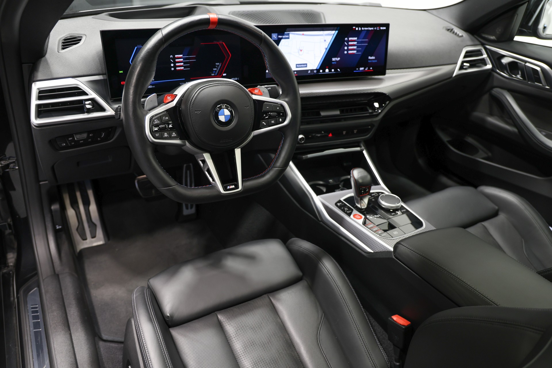 BMW M4 Coupé Competition M xDrive LCI *530 PS*BMW Werksgarantie bis 07.2027*-image-17
