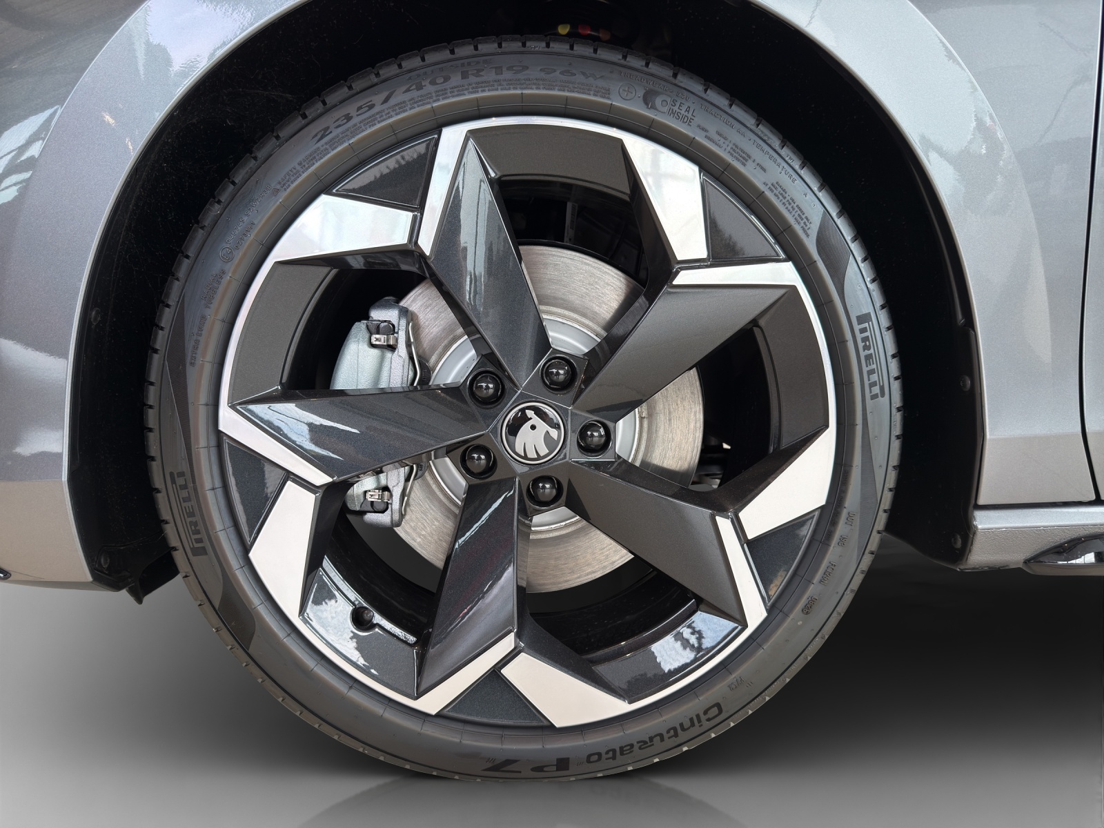 SKODA Superb Combi 2.0 TSI Sportline 4x4 DSG-image-14