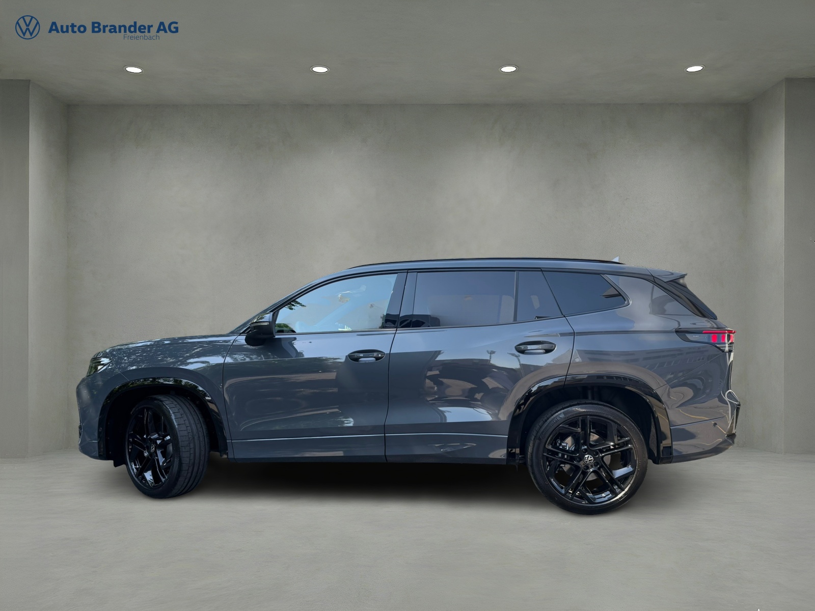VW Tayron 2.0 TSI R-Line Plus DSG 4Motion-image-3