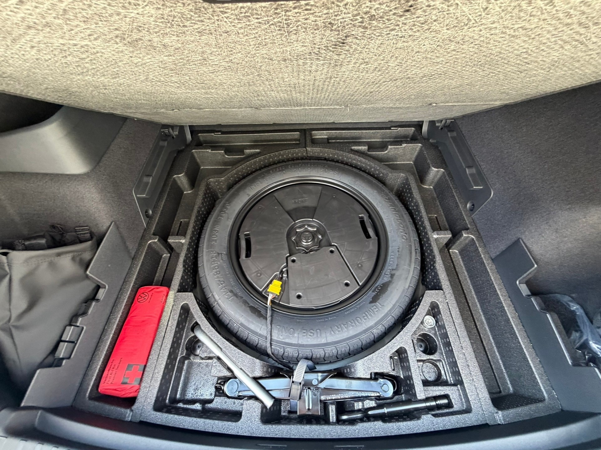 VW Tayron 2.0 TSI R-Line Plus DSG 4Motion-image-27