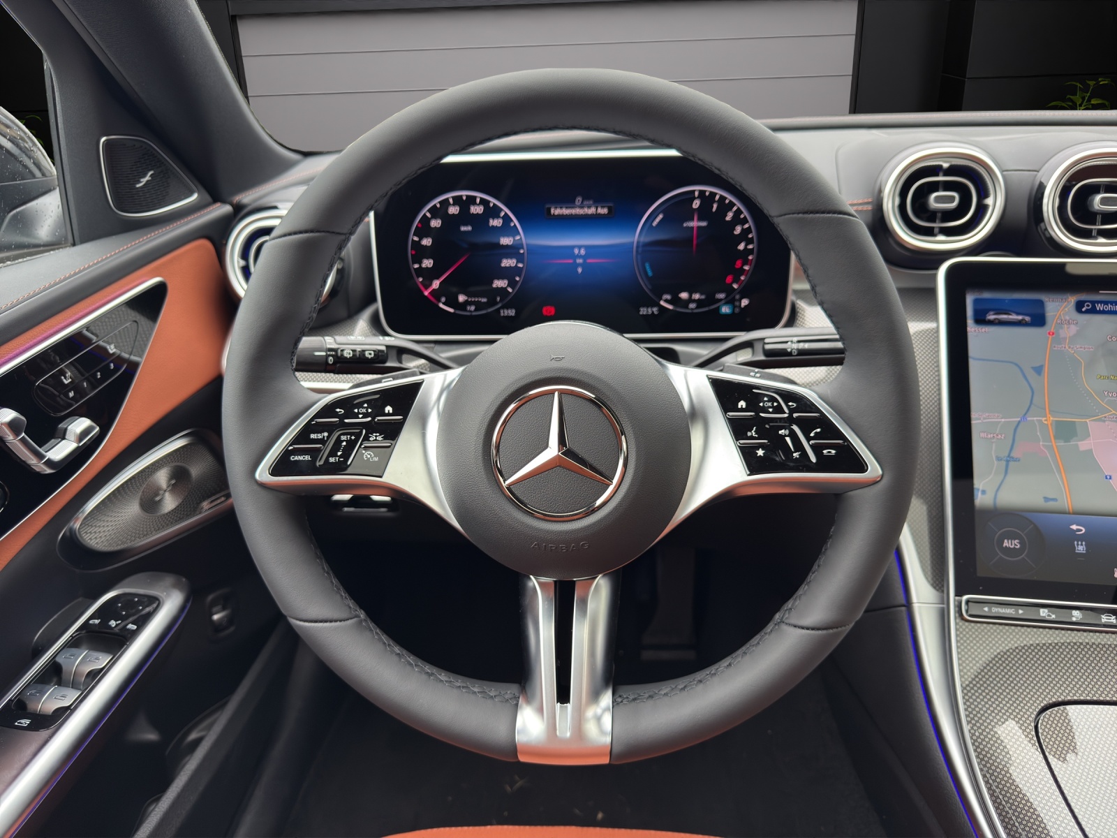 MERCEDES-BENZ C 300 de T EQ Hybrid 4Matic-image-13
