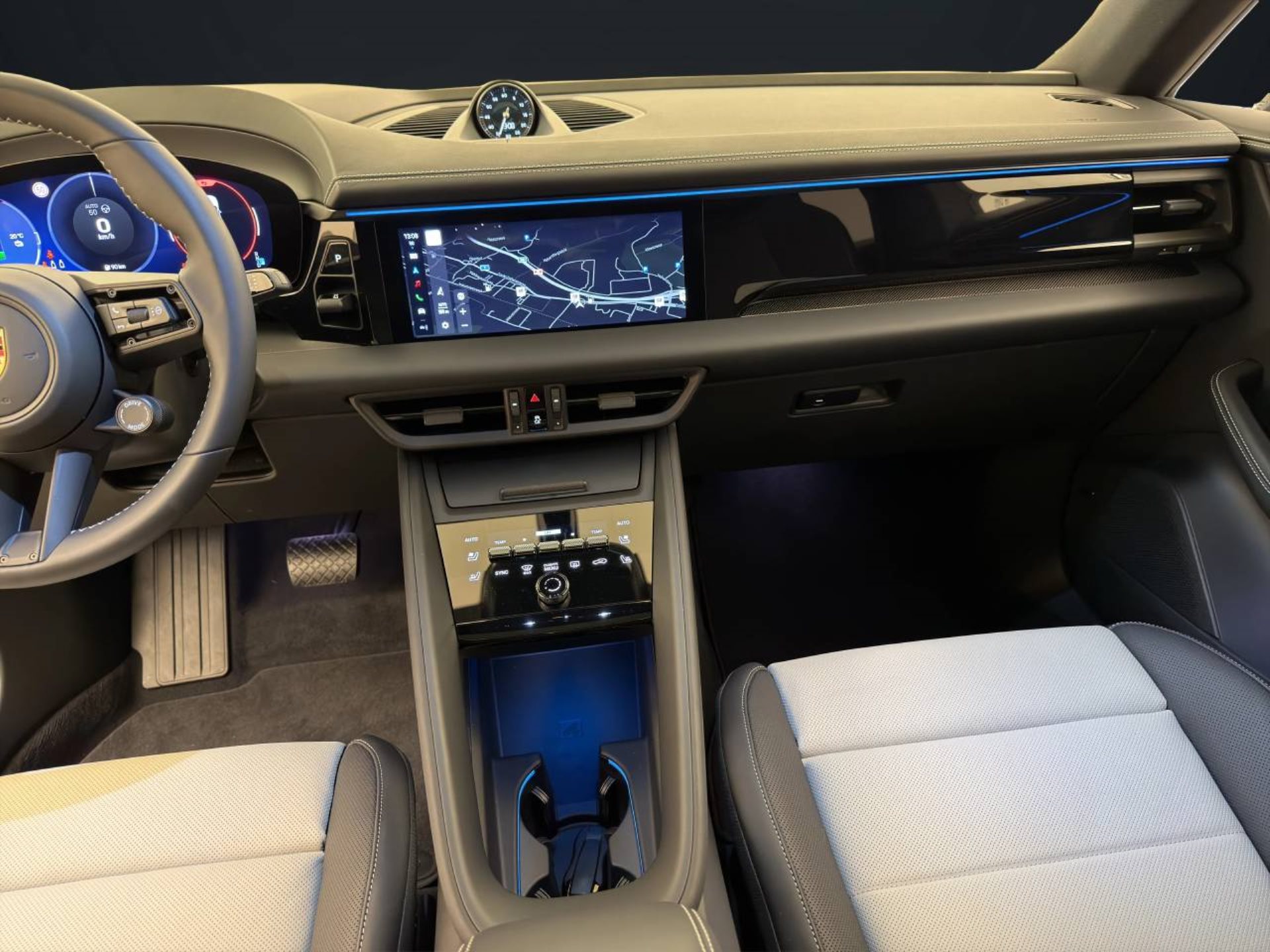PORSCHE Macan 4-image-24