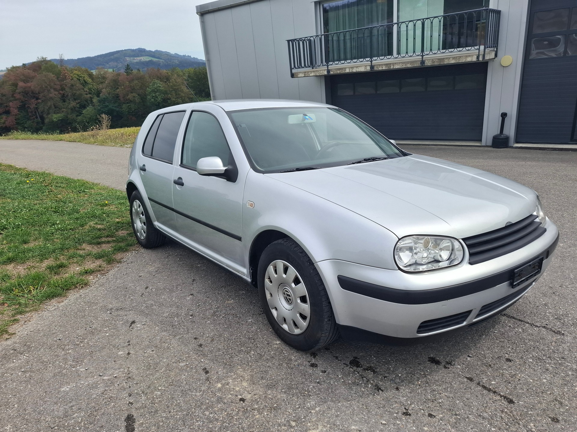 VW Golf 1.9 TDI PD-image-1