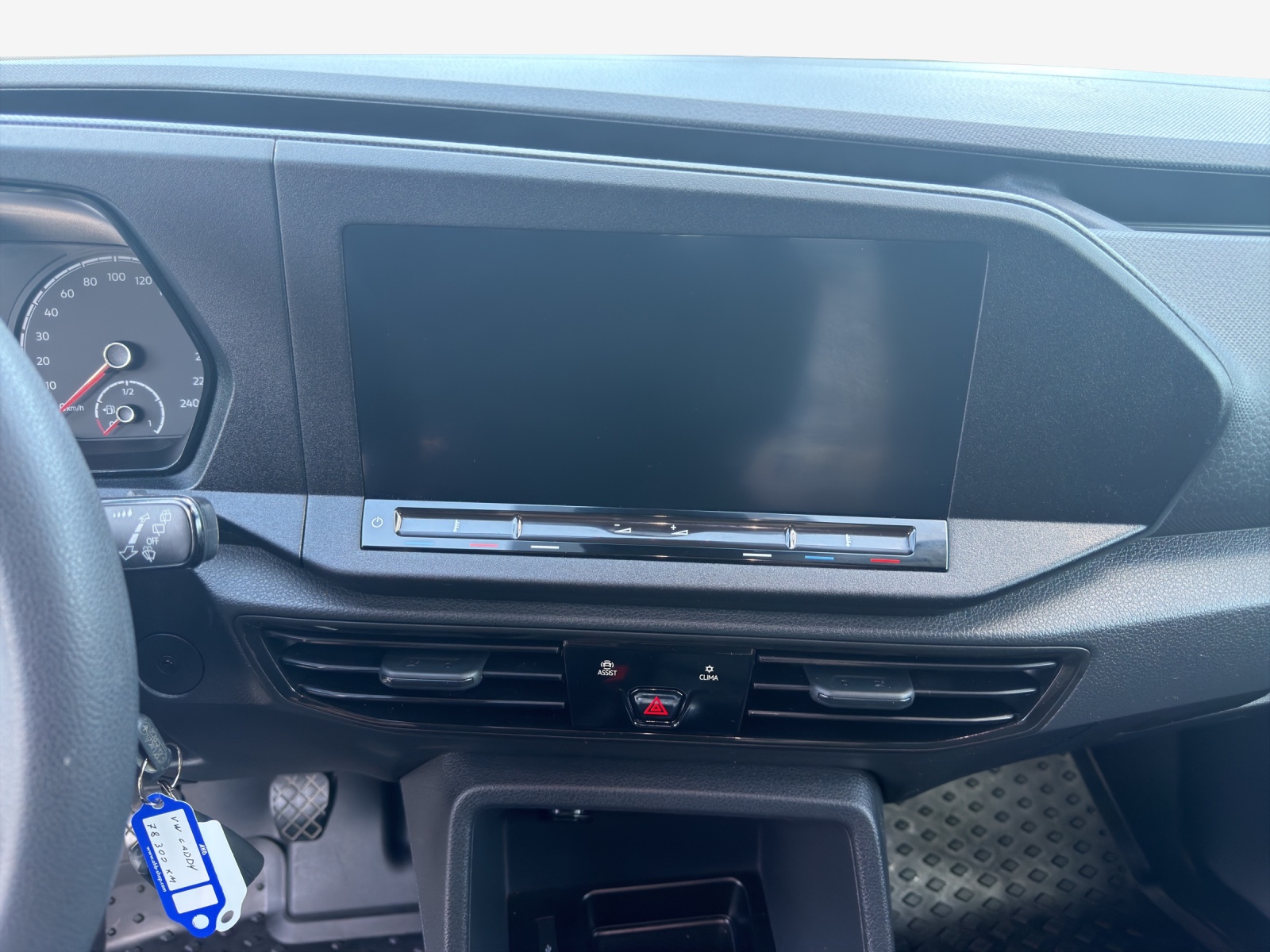 VW Caddy 2.0 TDI-image-10
