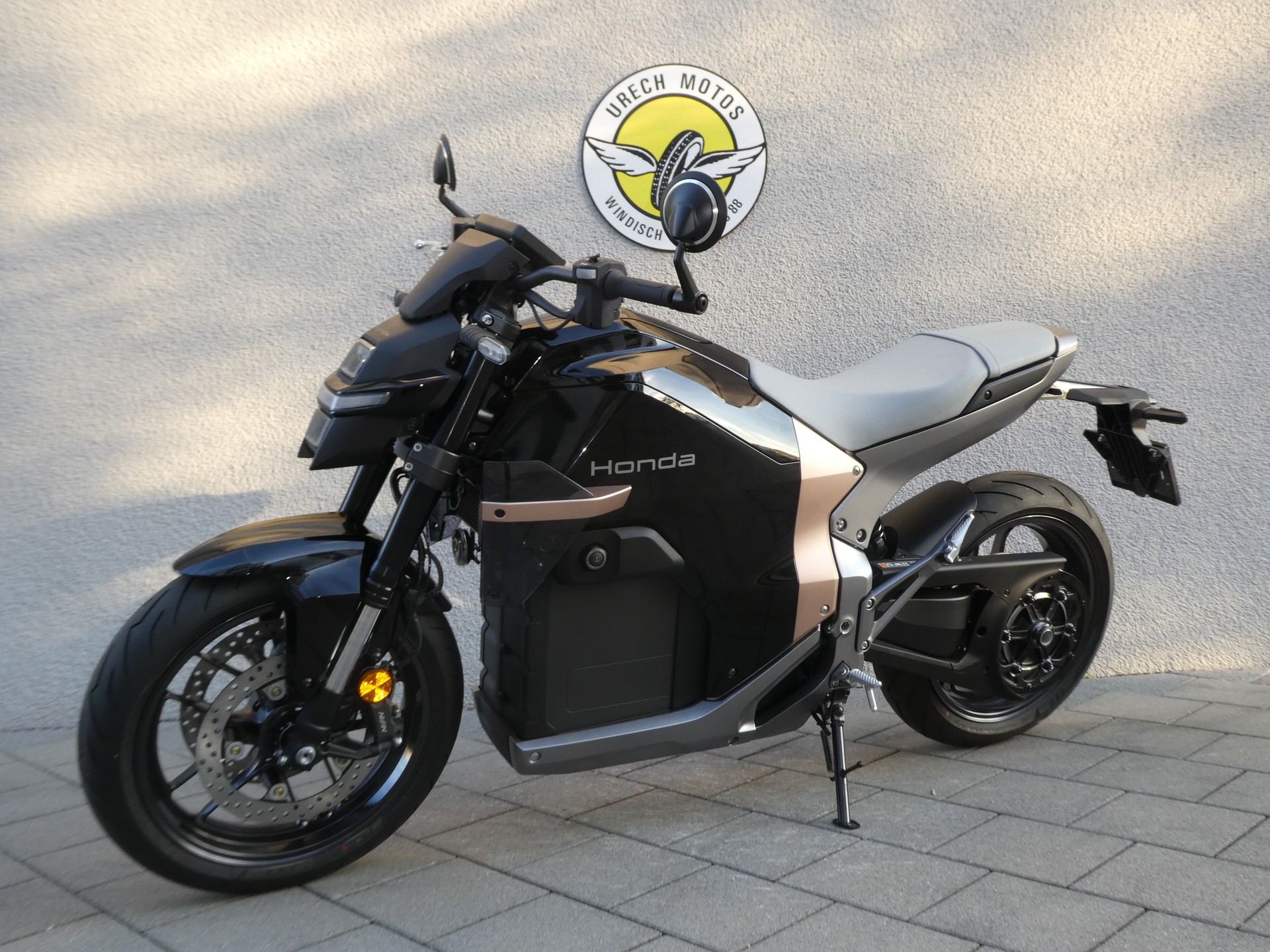 HONDA WN 7-showroom-element-1