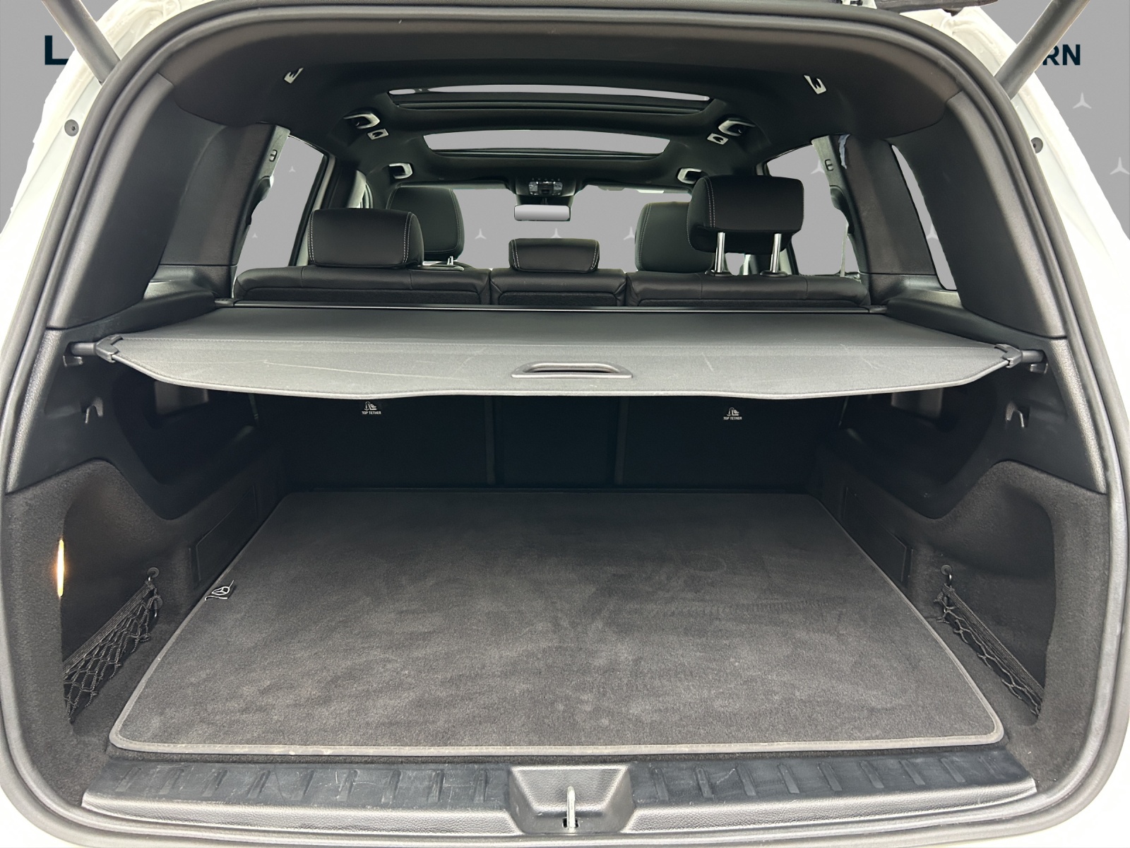 MERCEDES-BENZ GLB 250 4Matic 8G-Tronic-image-13