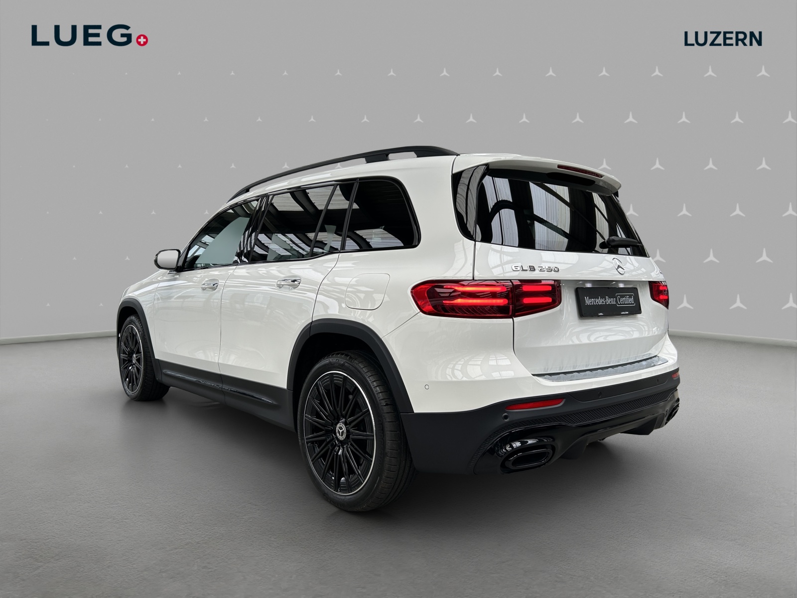 MERCEDES-BENZ GLB 250 4Matic 8G-Tronic-image-2