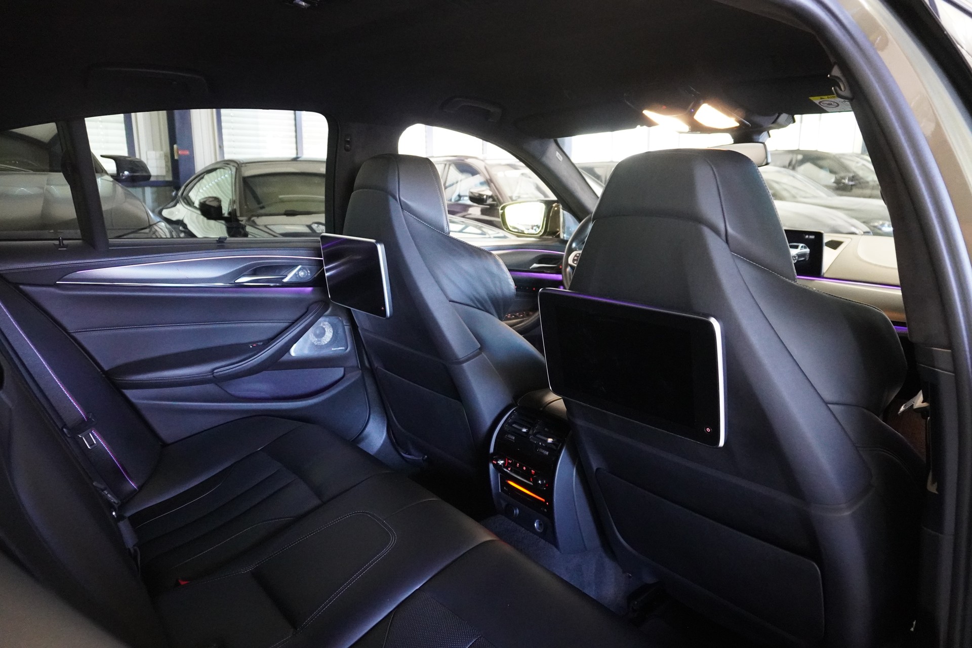 BMW M5 xDrive Drivelogic // NO OPF!! // VOLL AUSSTATTUNG //-image-12