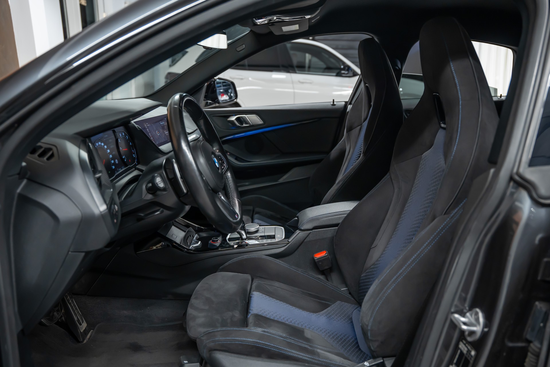 BMW M235i Gran Coupé xDrive Steptronic M Sport Pro *M-Shadow-Line*Alcantara*Fahrassistenz*-image-12
