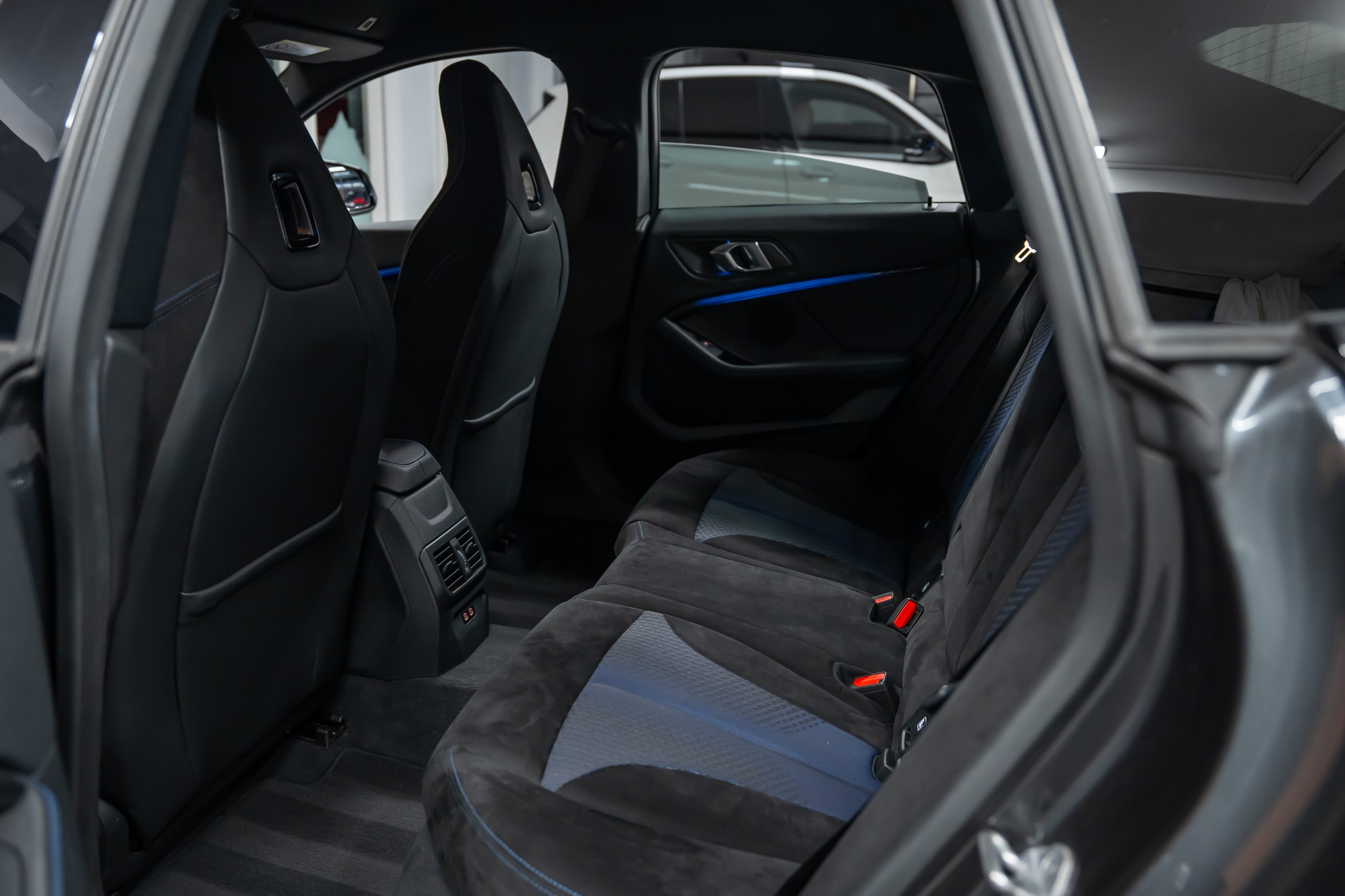 BMW M235i Gran Coupé xDrive Steptronic M Sport Pro *M-Shadow-Line*Alcantara*Fahrassistenz*-image-14