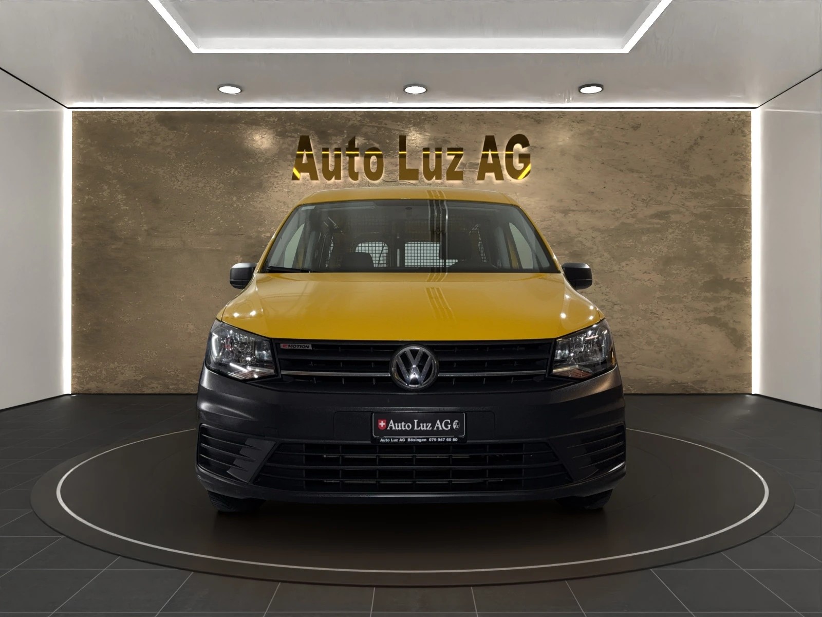 VW Caddy 2.0TDI 4Motion BlueMotion Technology-image-1