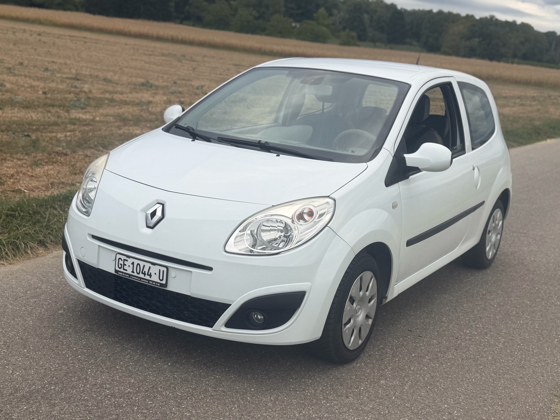 RENAULT Twingo 1.2 16V Initiale-image-4