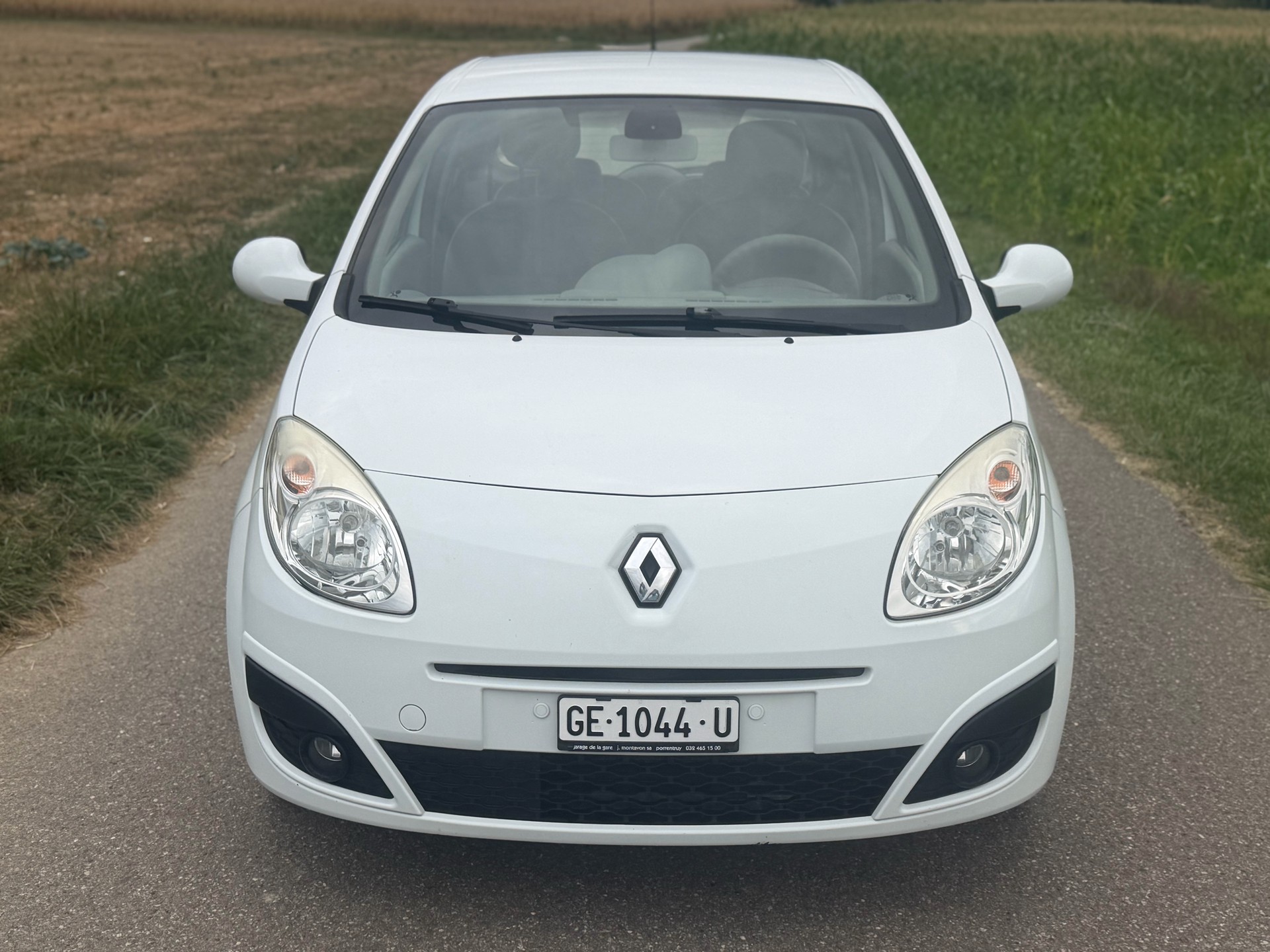 RENAULT Twingo 1.2 16V Initiale-image-0