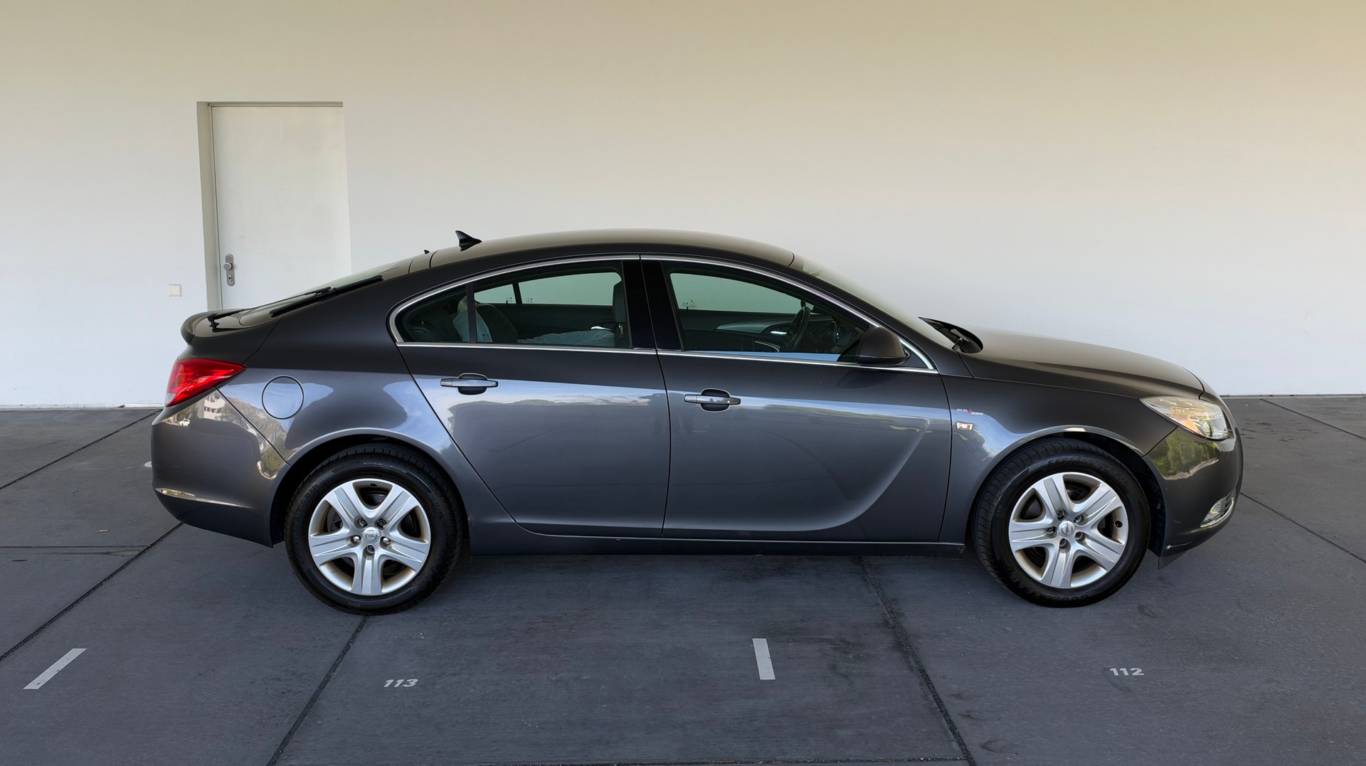 OPEL Insignia 1.8-image-4