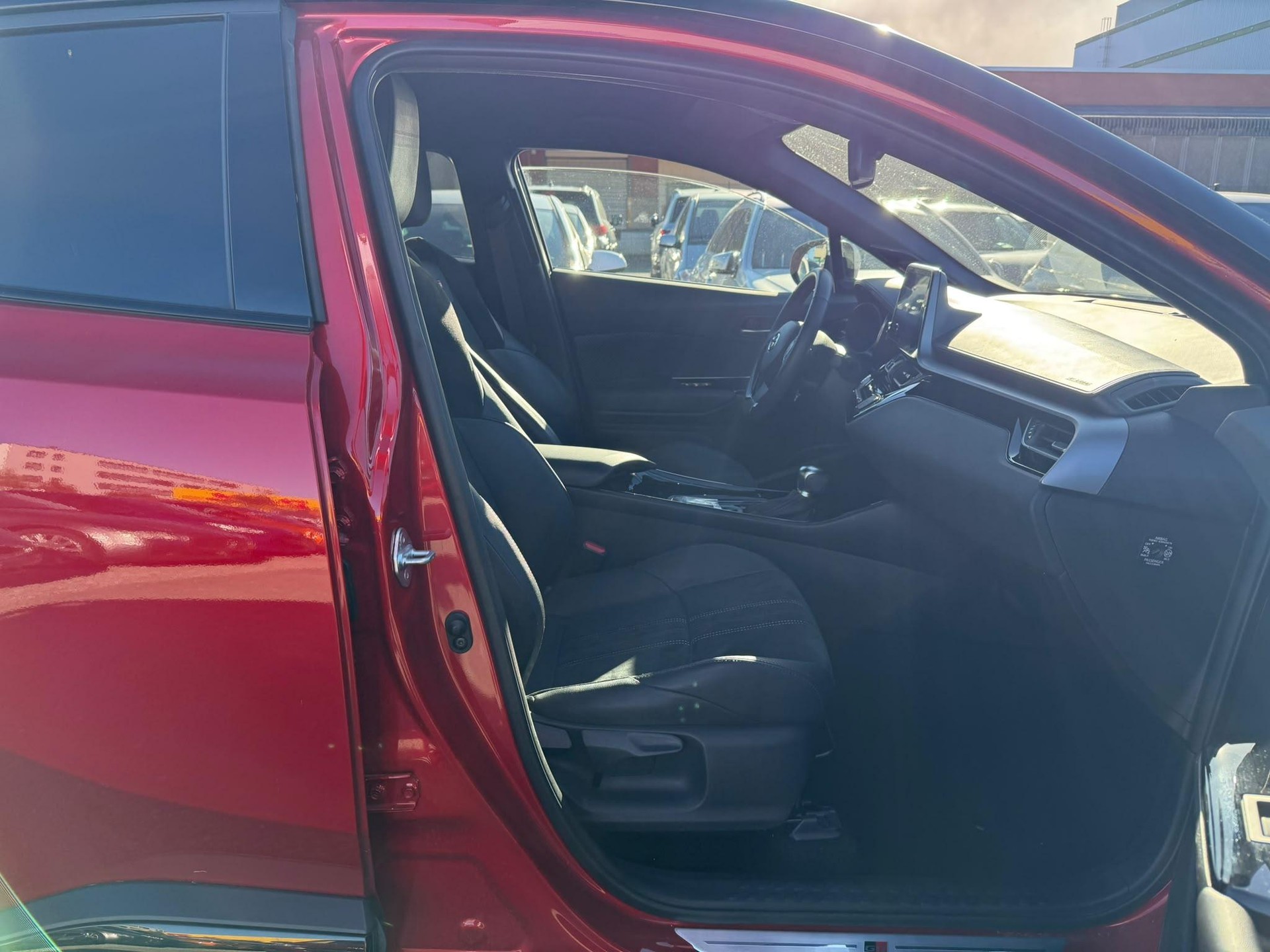 TOYOTA C-HR 2.0 VVTi HSD GR Sport-image-7