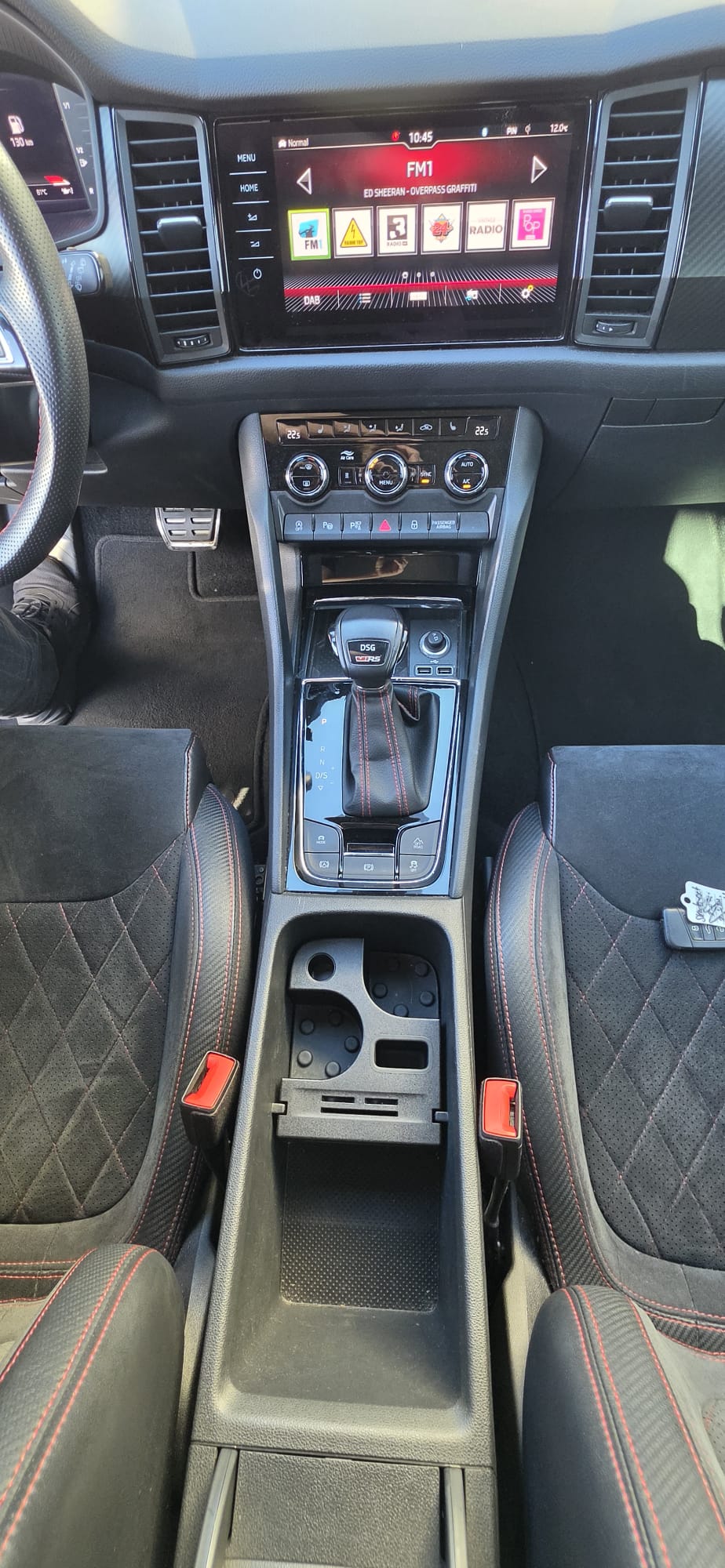 SKODA Kodiaq 2.0 Bi-TDI SCR RS 4x4 DSG-image-11