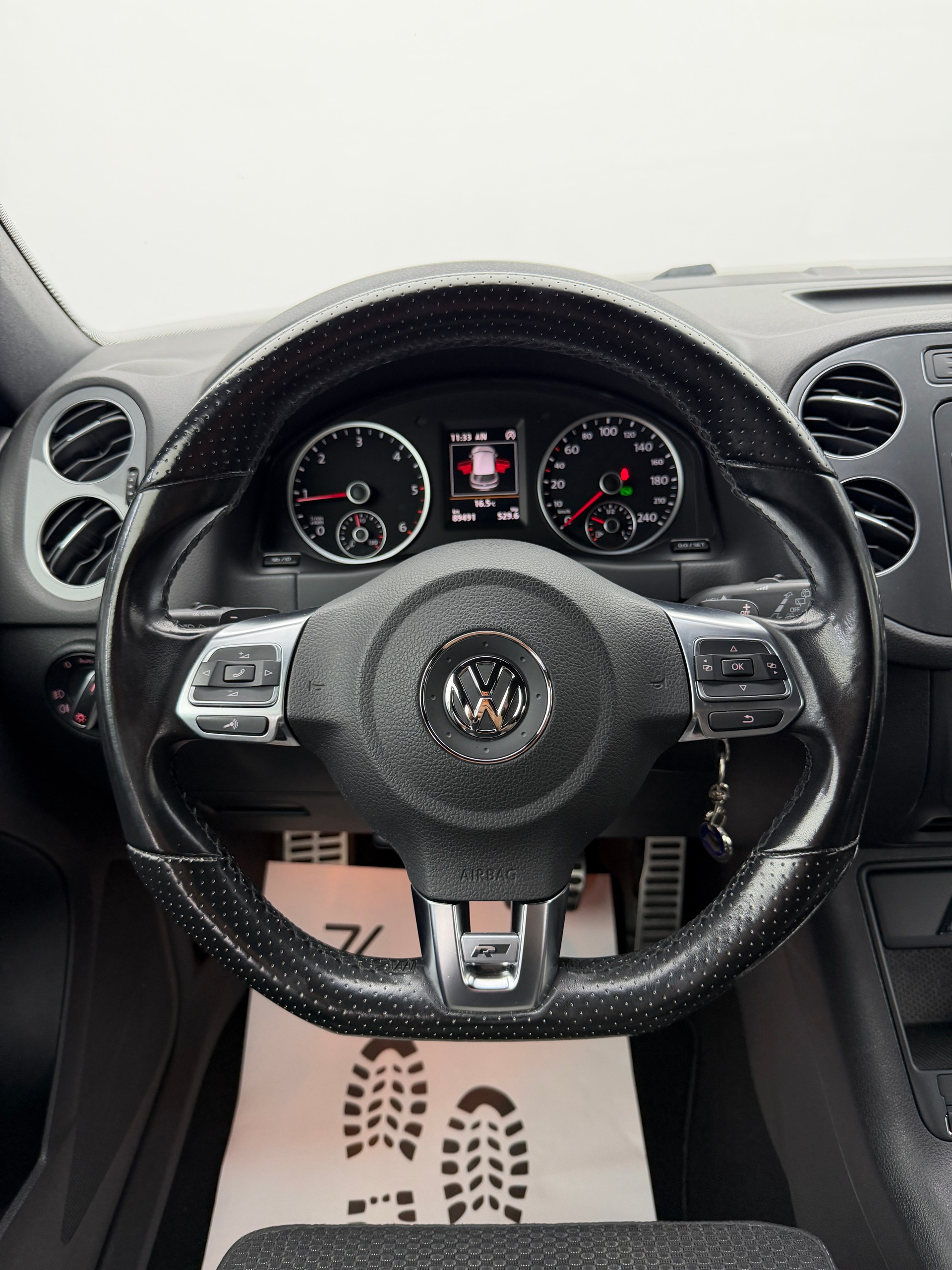 VW Tiguan 2.0 TDI BMT CUP ABT 205PS 4Motion DSG / RF-Kamera / Navi / PDC / DAB / AHK-Schwenkbar /-image-12