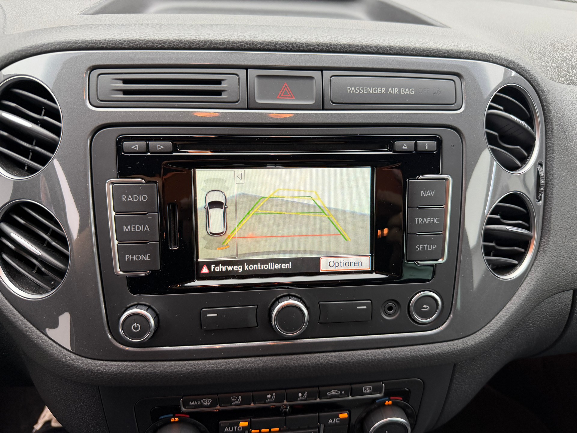 VW Tiguan 2.0 TDI BMT CUP ABT 205PS 4Motion DSG / RF-Kamera / Navi / PDC / DAB / AHK-Schwenkbar /-image-13