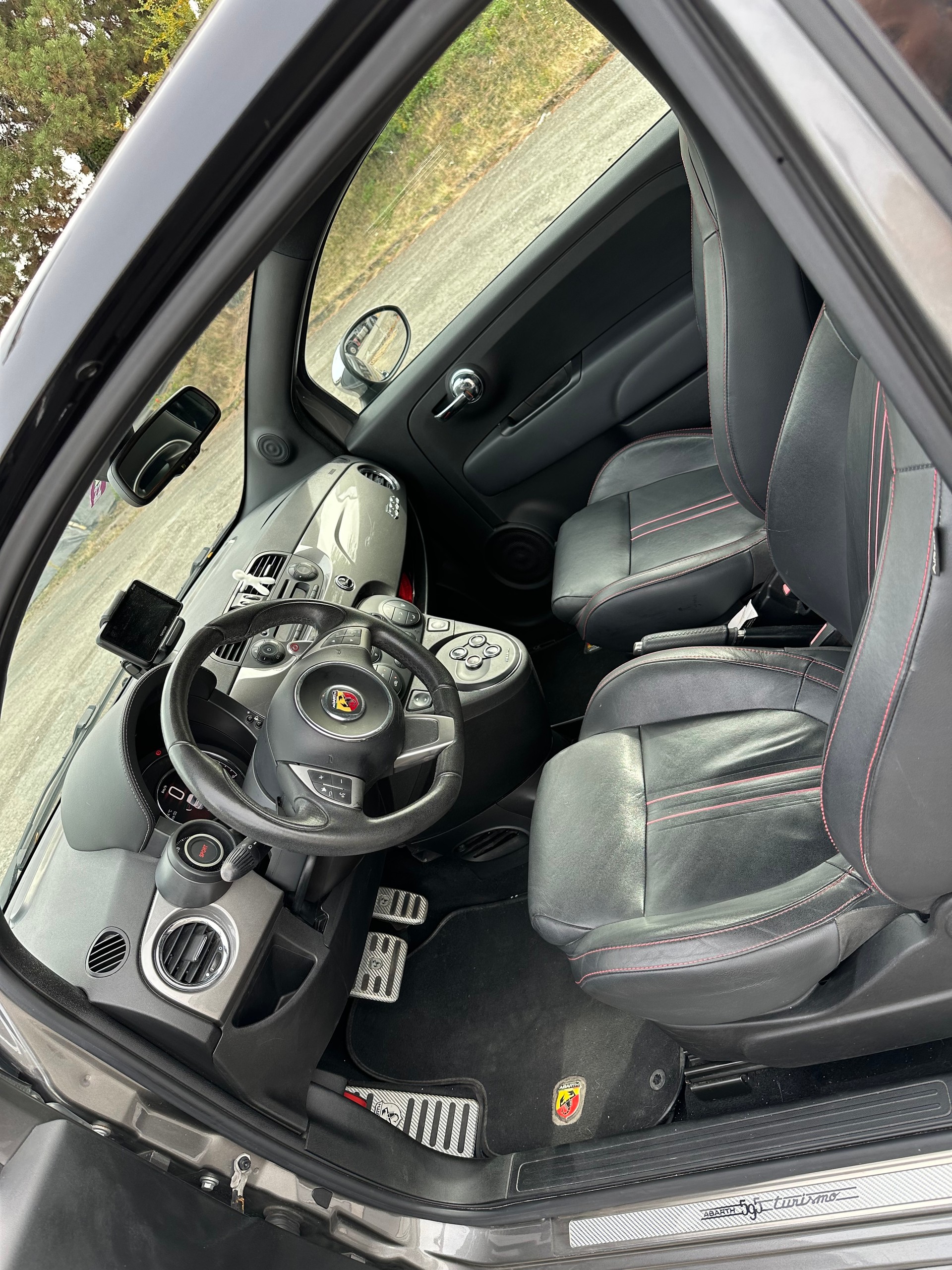 FIAT 595 1.4 16V Turbo Abarth Turismo Dualogic-image-5