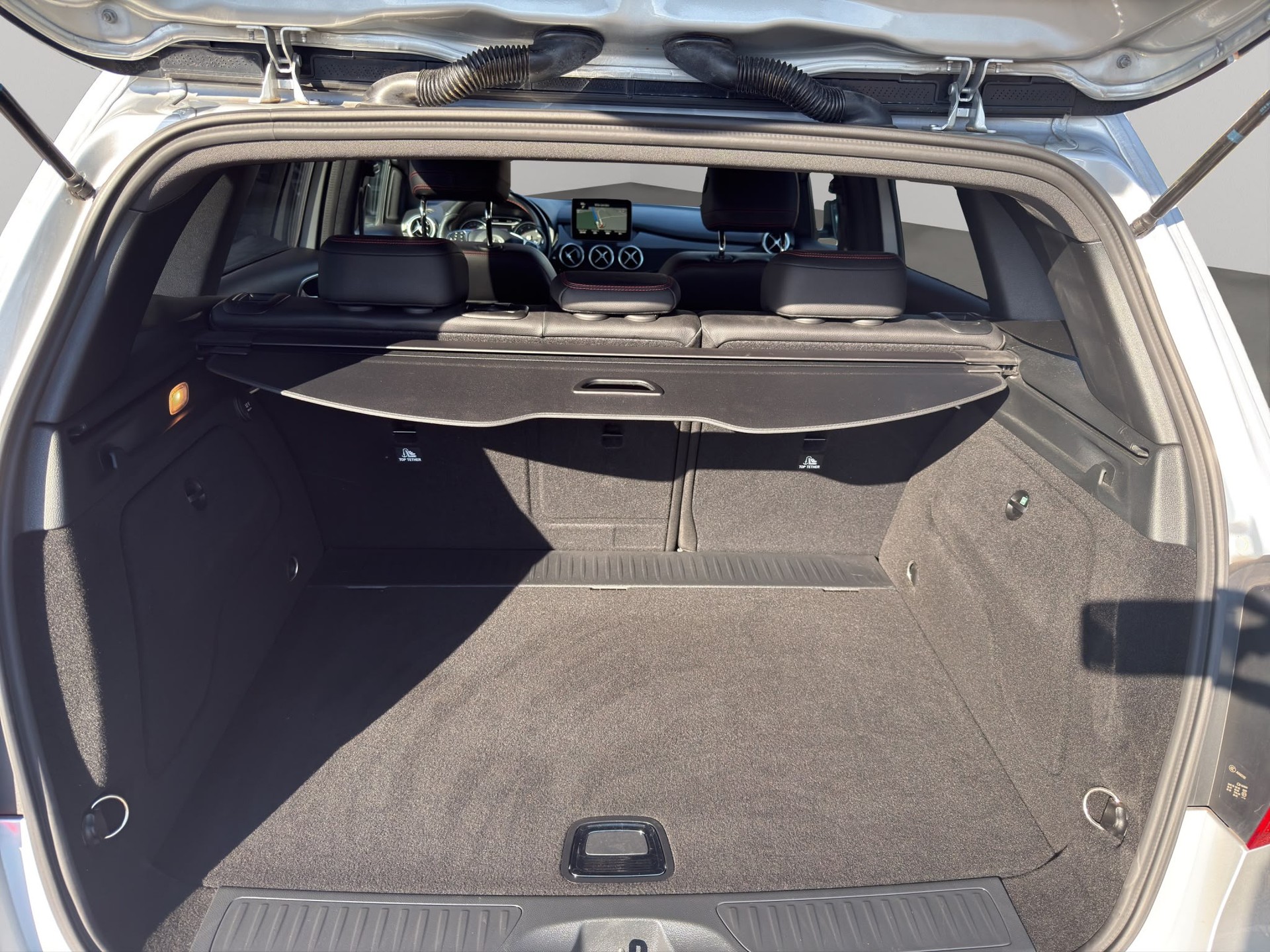 MERCEDES-BENZ B 220 CDI Swiss Star Edition AMG Line 4Matic-image-19