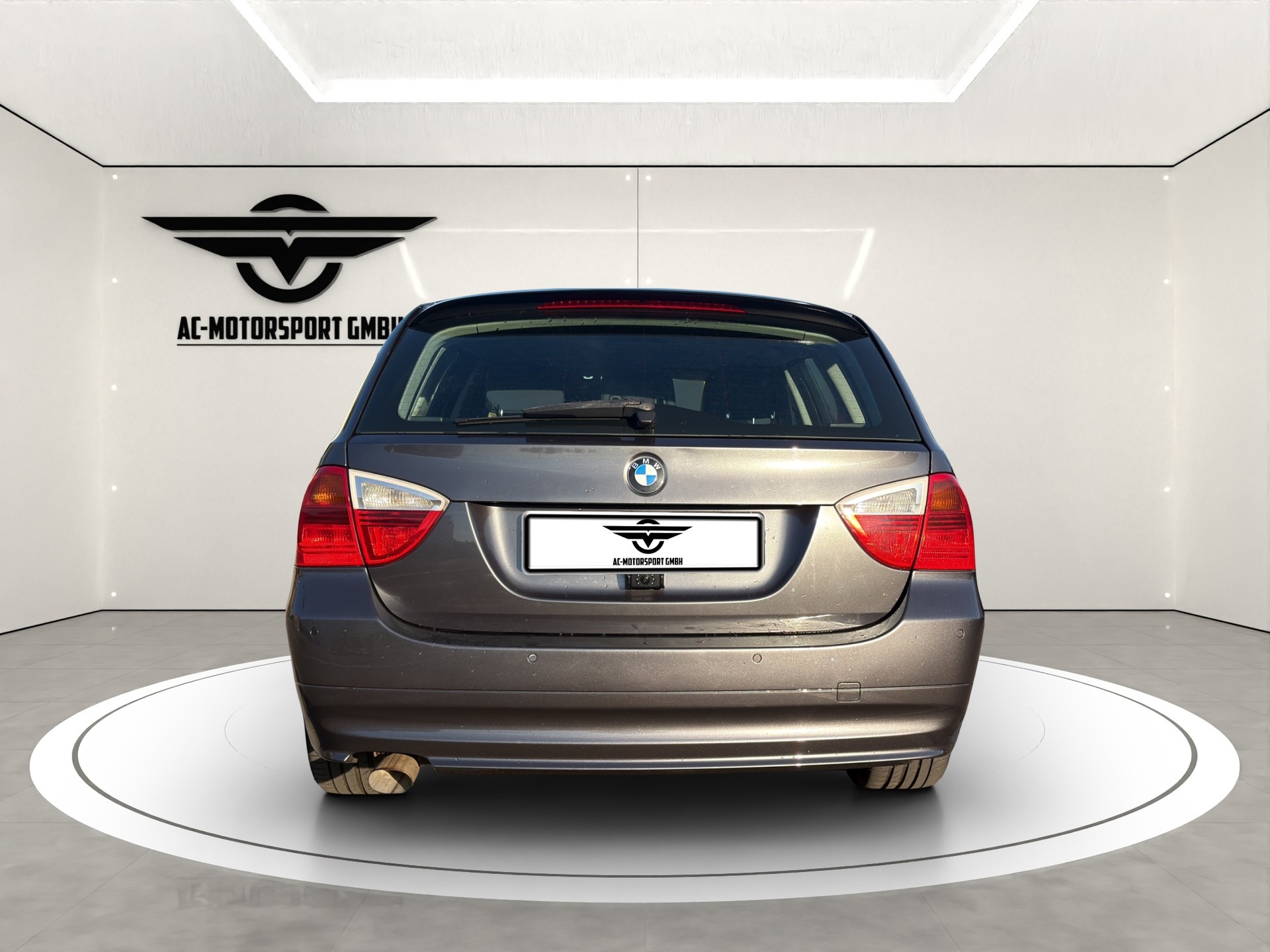 BMW 320d Touring more4you-image-4