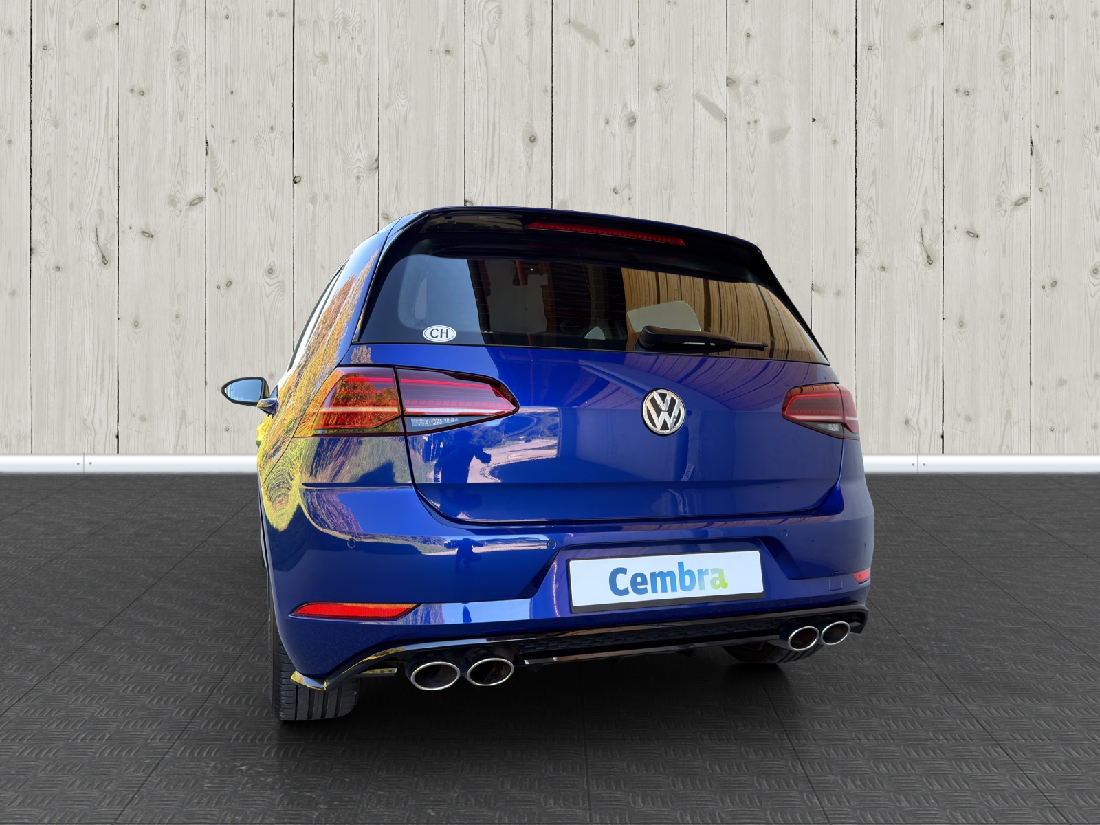 VW Golf 2.0 TSI R 4Motion DSG-image-4