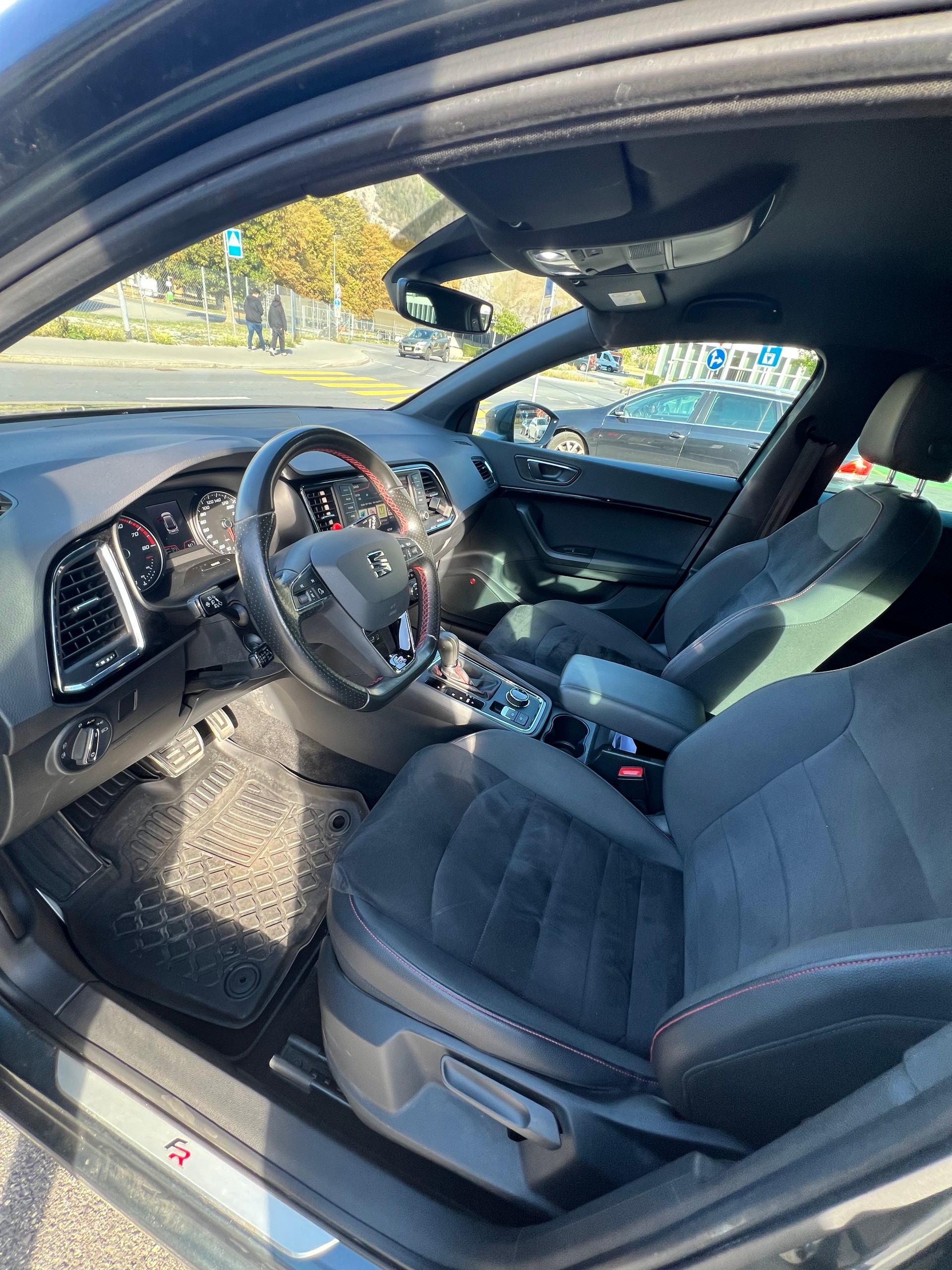 SEAT 2.0 TSI FR 4Drive DSG-image-6