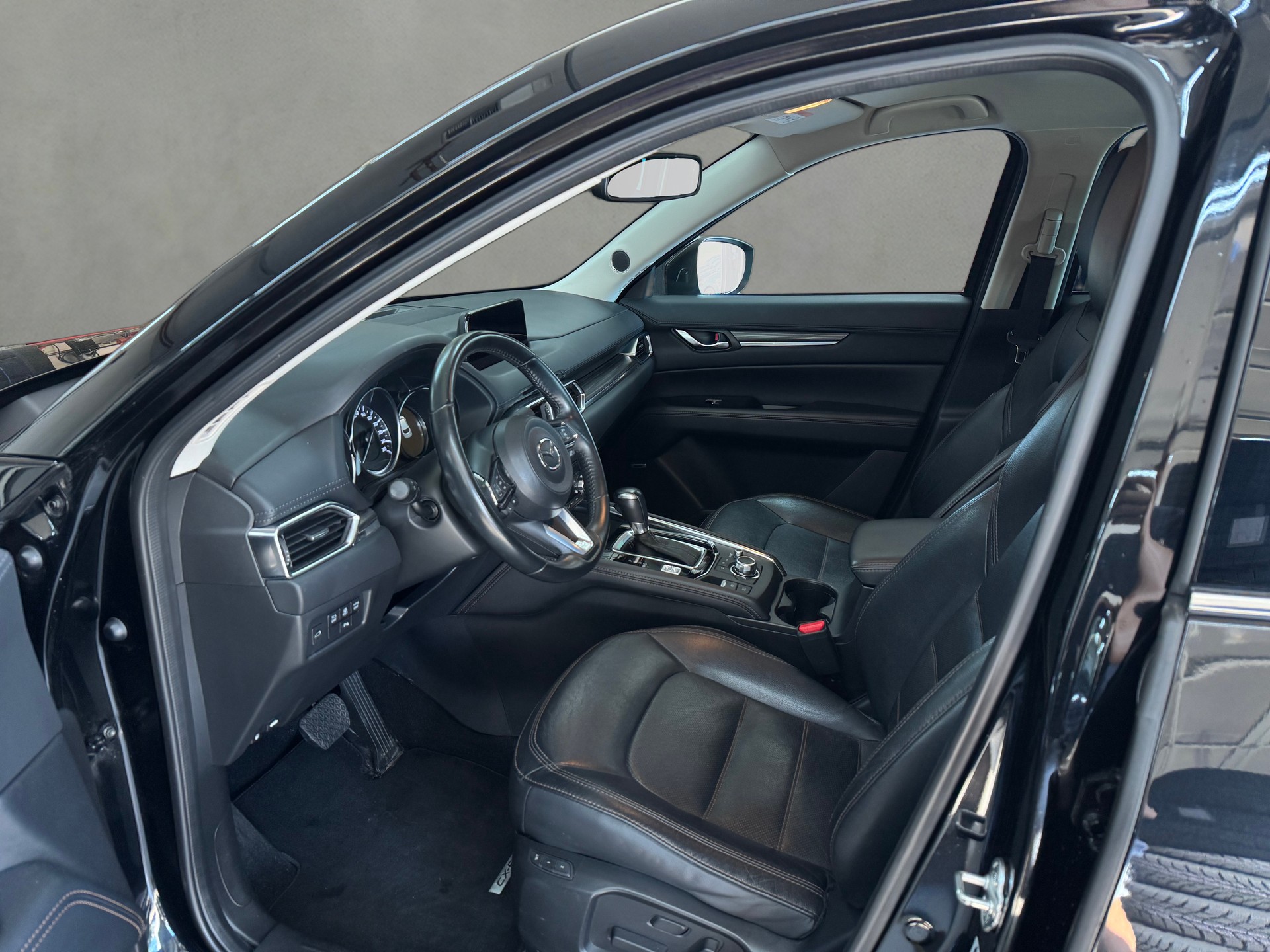 MAZDA CX-5 SKYACTIV-G 194 Revolution AWD Automat-image-7