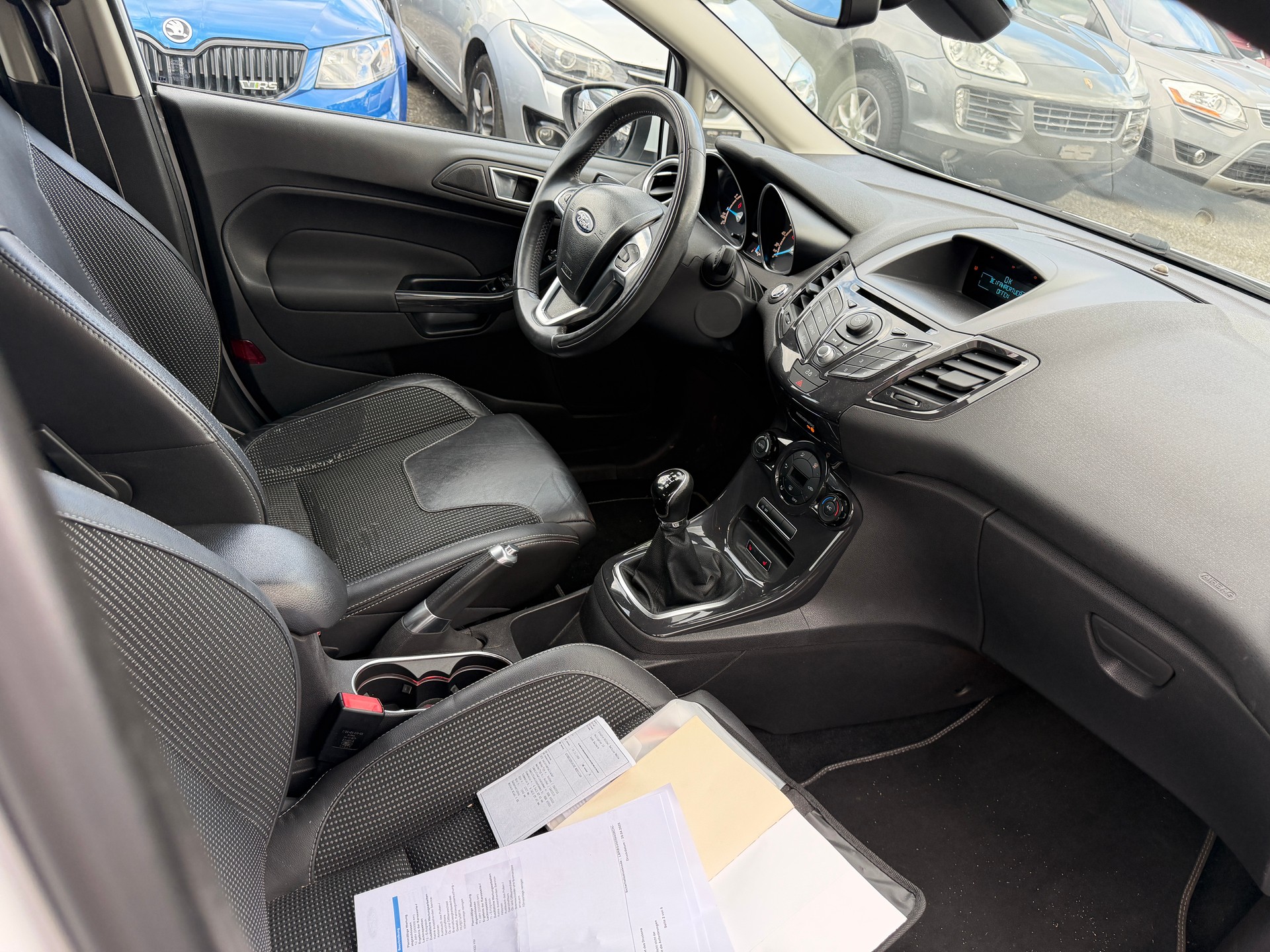 FORD Fiesta 1.0 SCTi Titanium-image-6