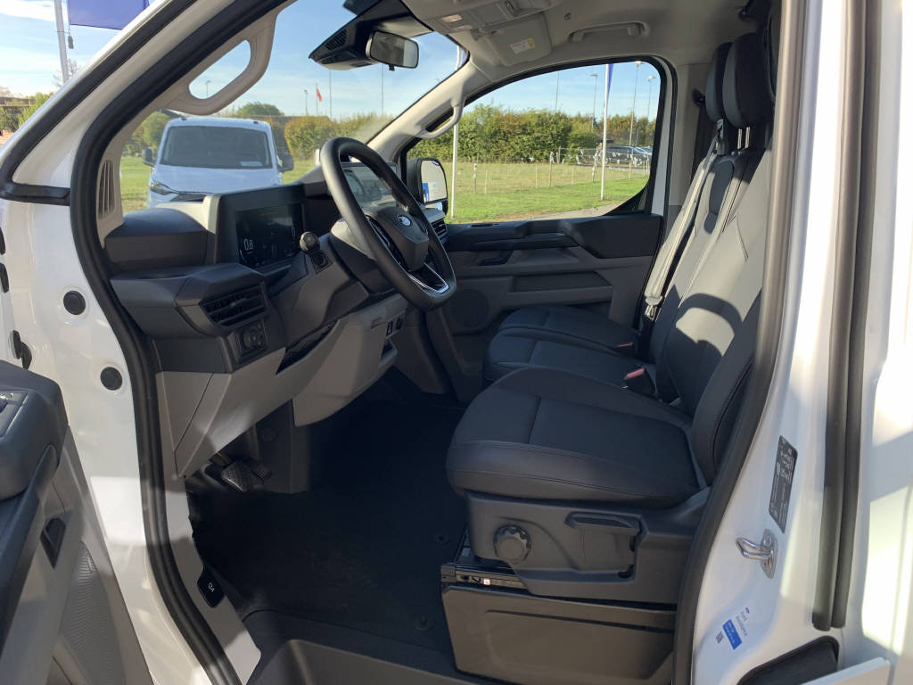 FORD Transit Custom Van 320 L2 2.0 EcoBlue 170 Trend-image-8