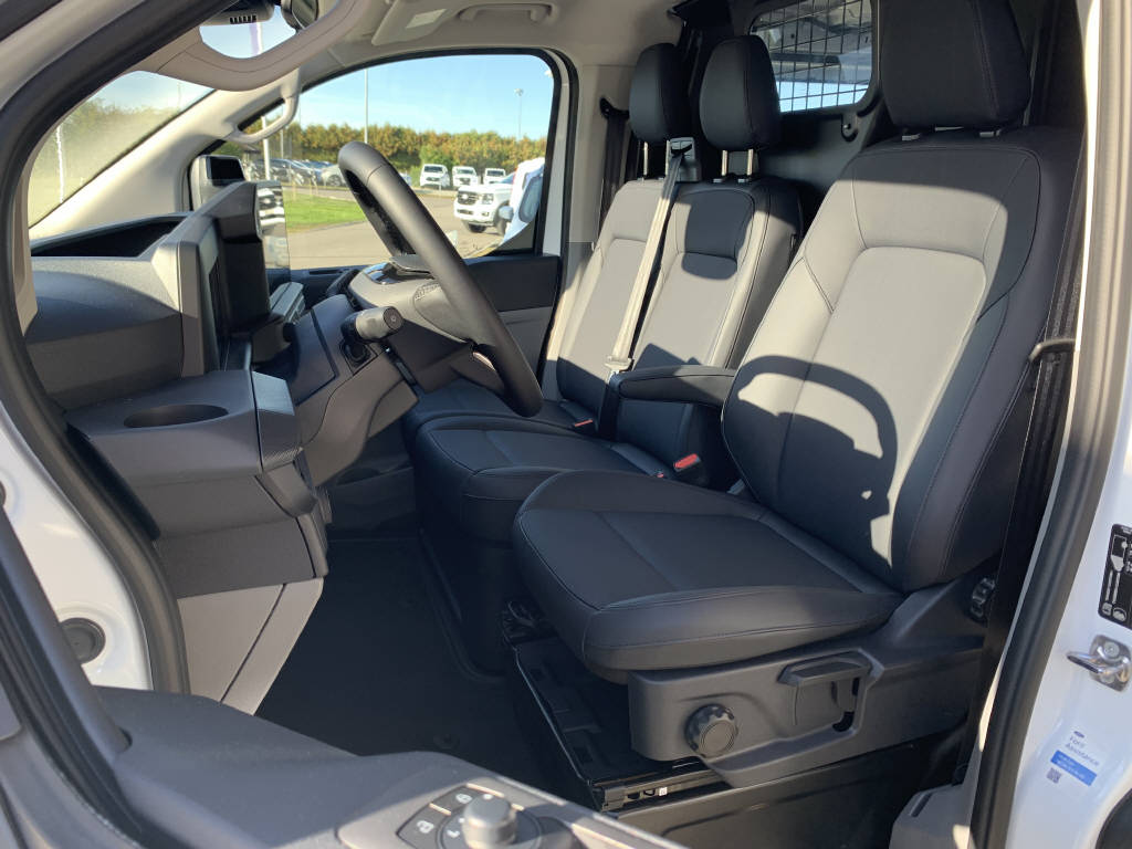 FORD Transit Custom Van 320 L2 2.0 EcoBlue 170 Trend-image-9