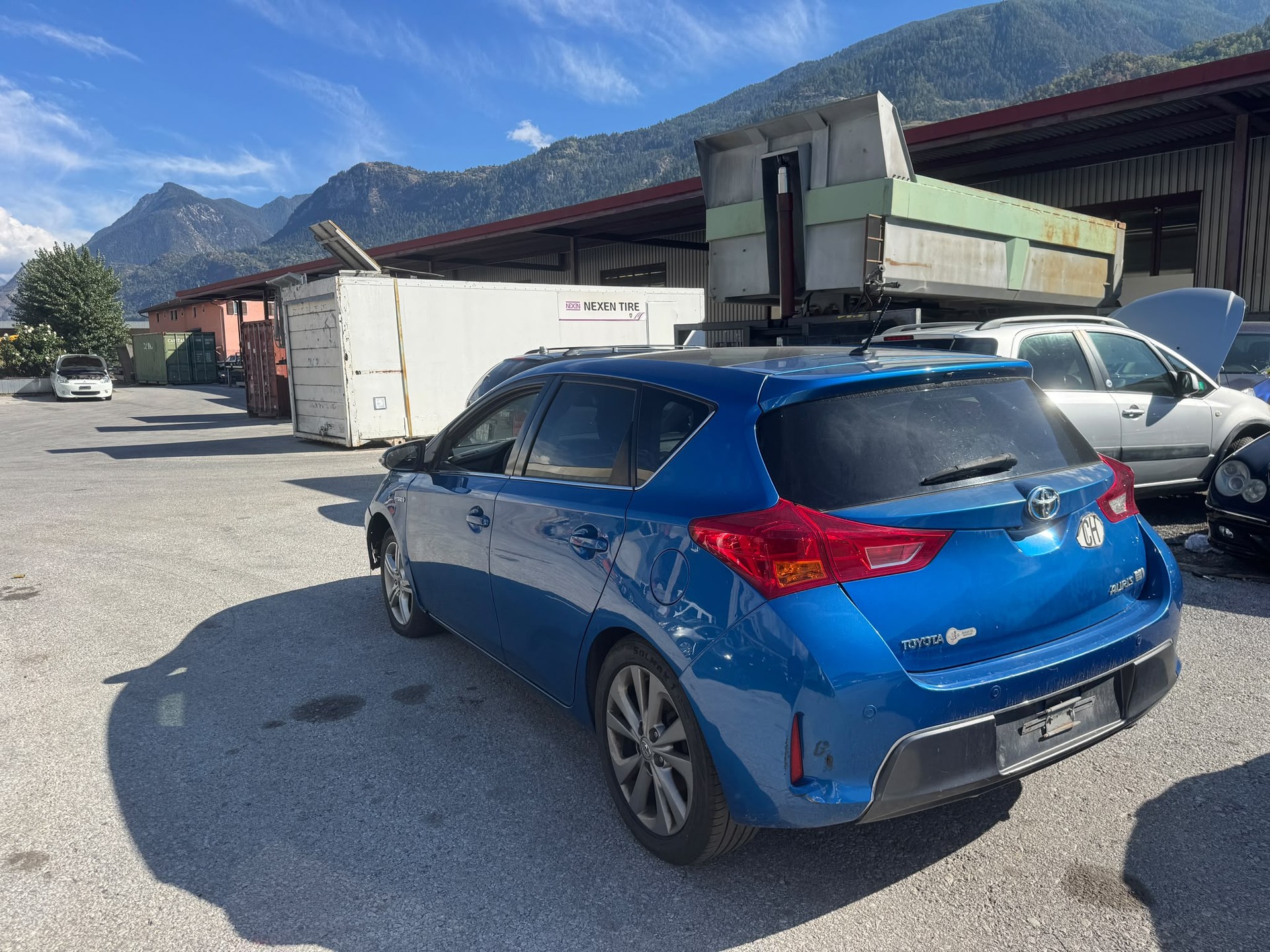 TOYOTA Auris 1.8 16V HSD Linea Sol-image-3
