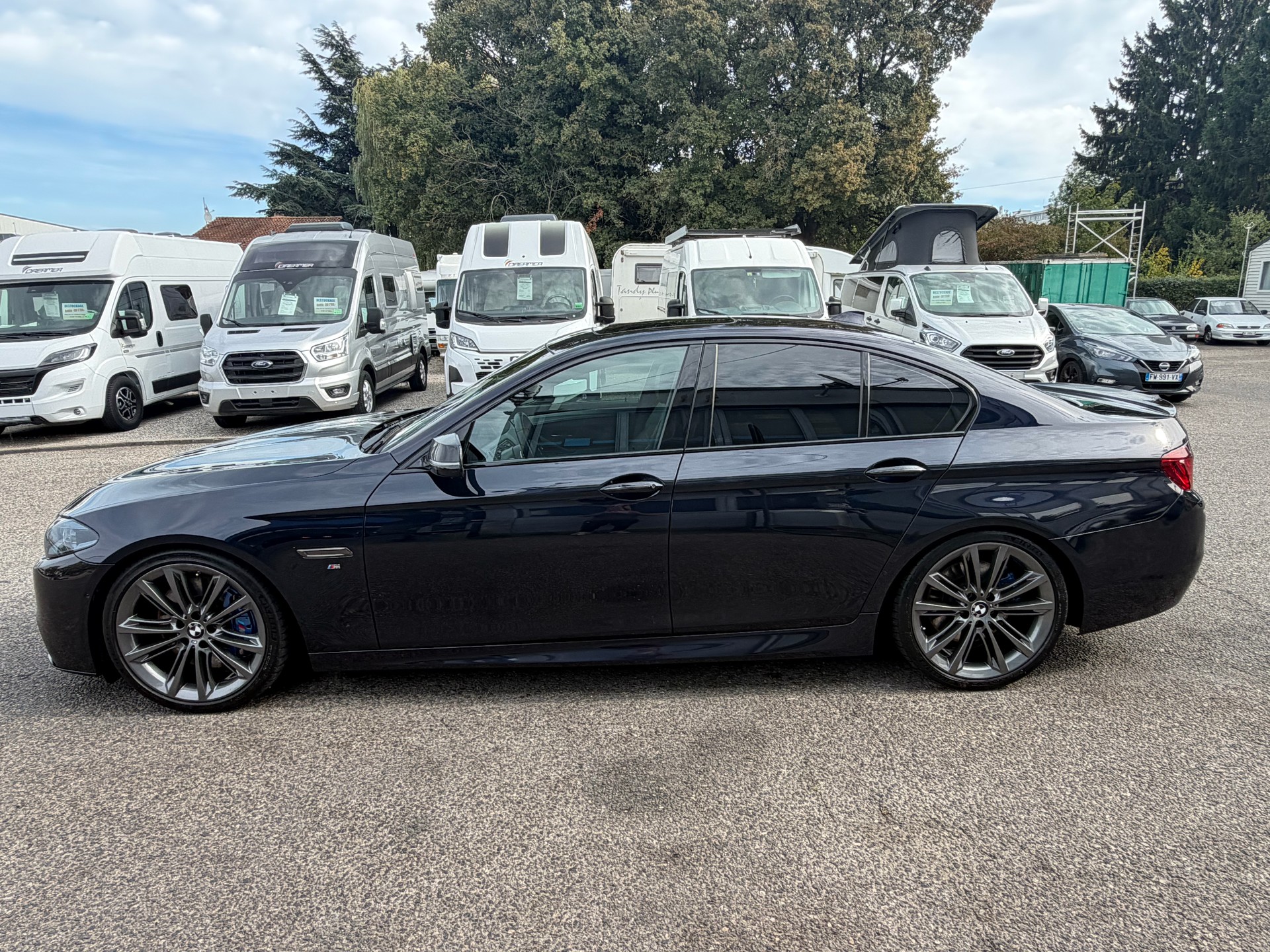 BMW M 550d xDrive-image-2
