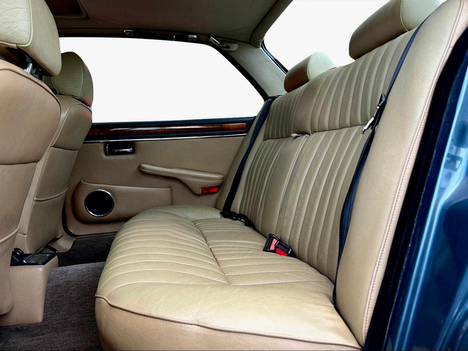 JAGUAR Sovereign 4.2-image-9