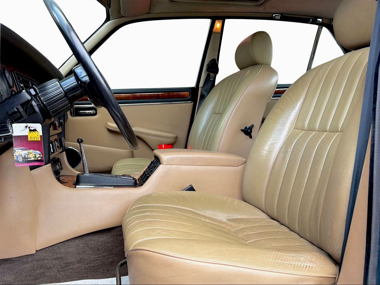 JAGUAR Sovereign 4.2-image-7